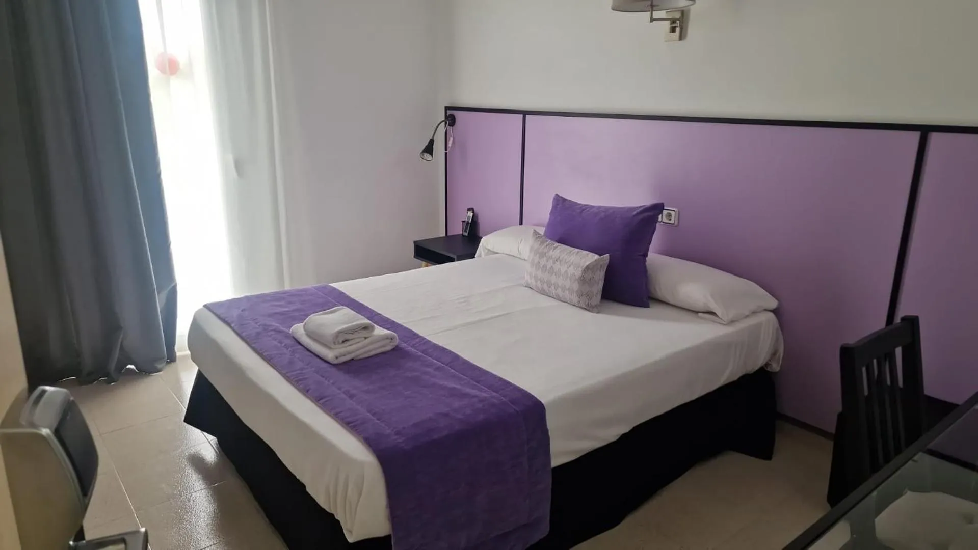 Photo of the whole room, Bed in Hotel Teide