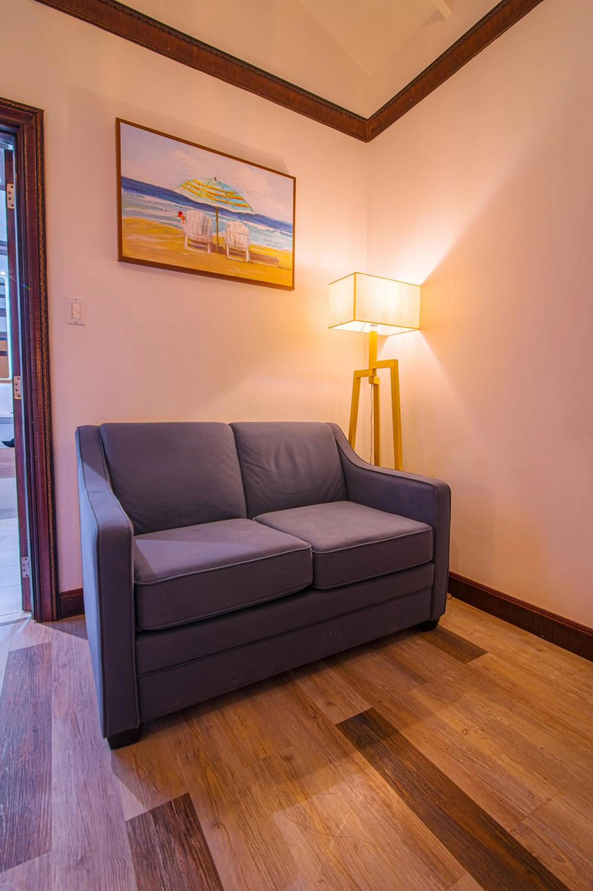 Decorative detail in Sago Palm Hotel