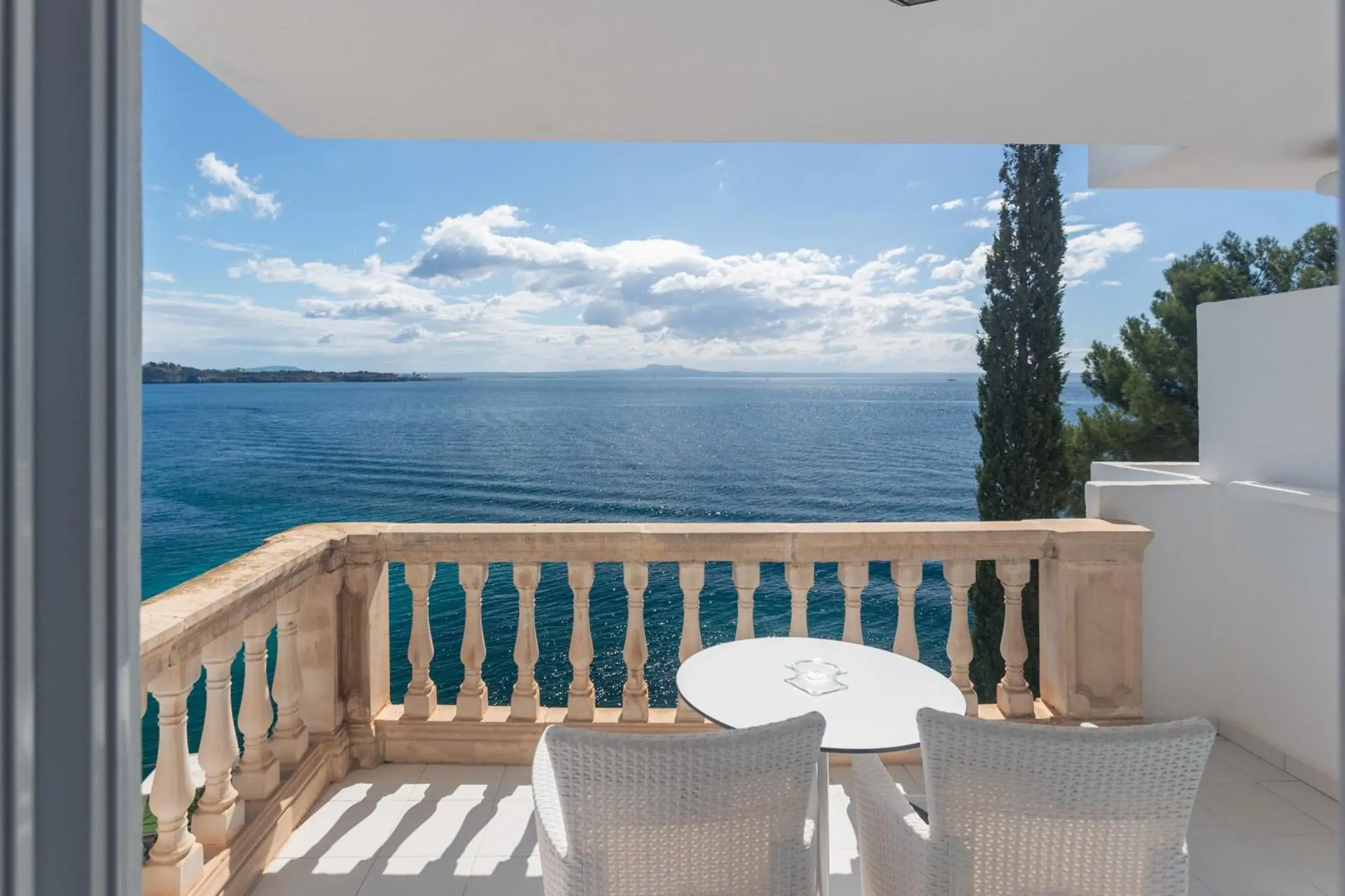 Suite with Sea View - single occupancy in Hotel ROC Illetas & SPA Suite with Sea View - single occupancy in Hotel ROC Illetas & SPA