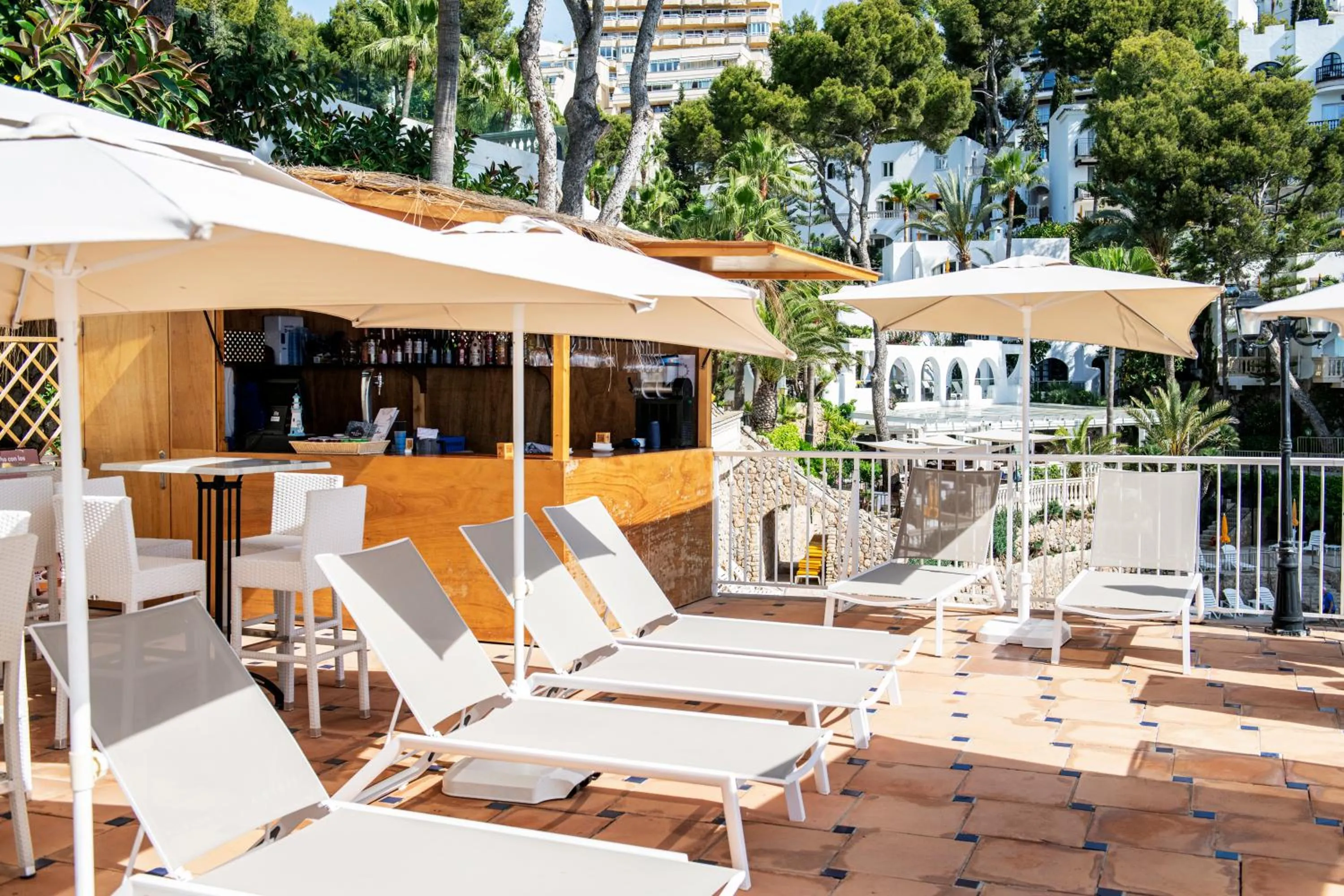 Lounge or bar in Hotel ROC Illetas & SPA