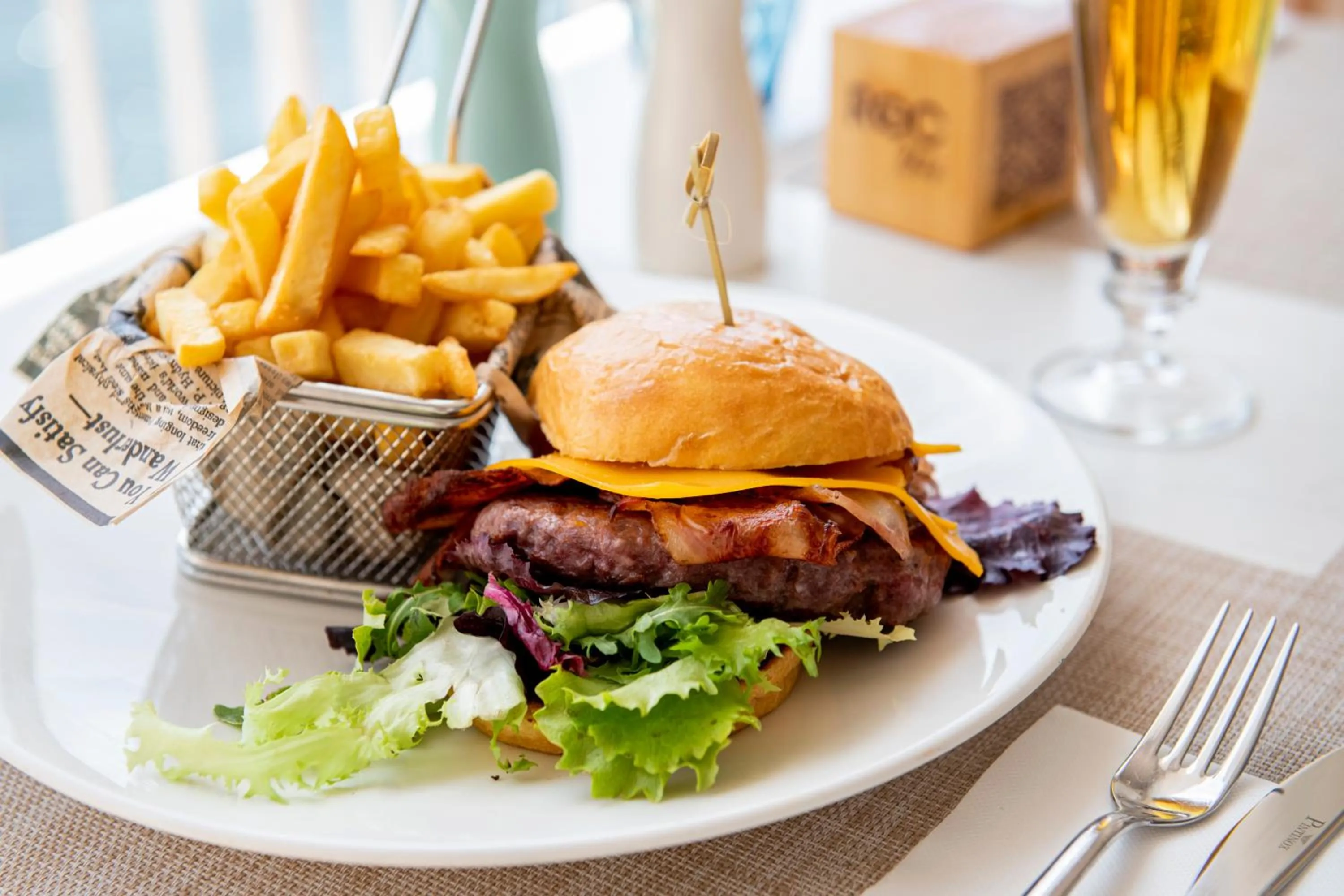 Restaurant/places to eat in Hotel ROC Illetas & SPA