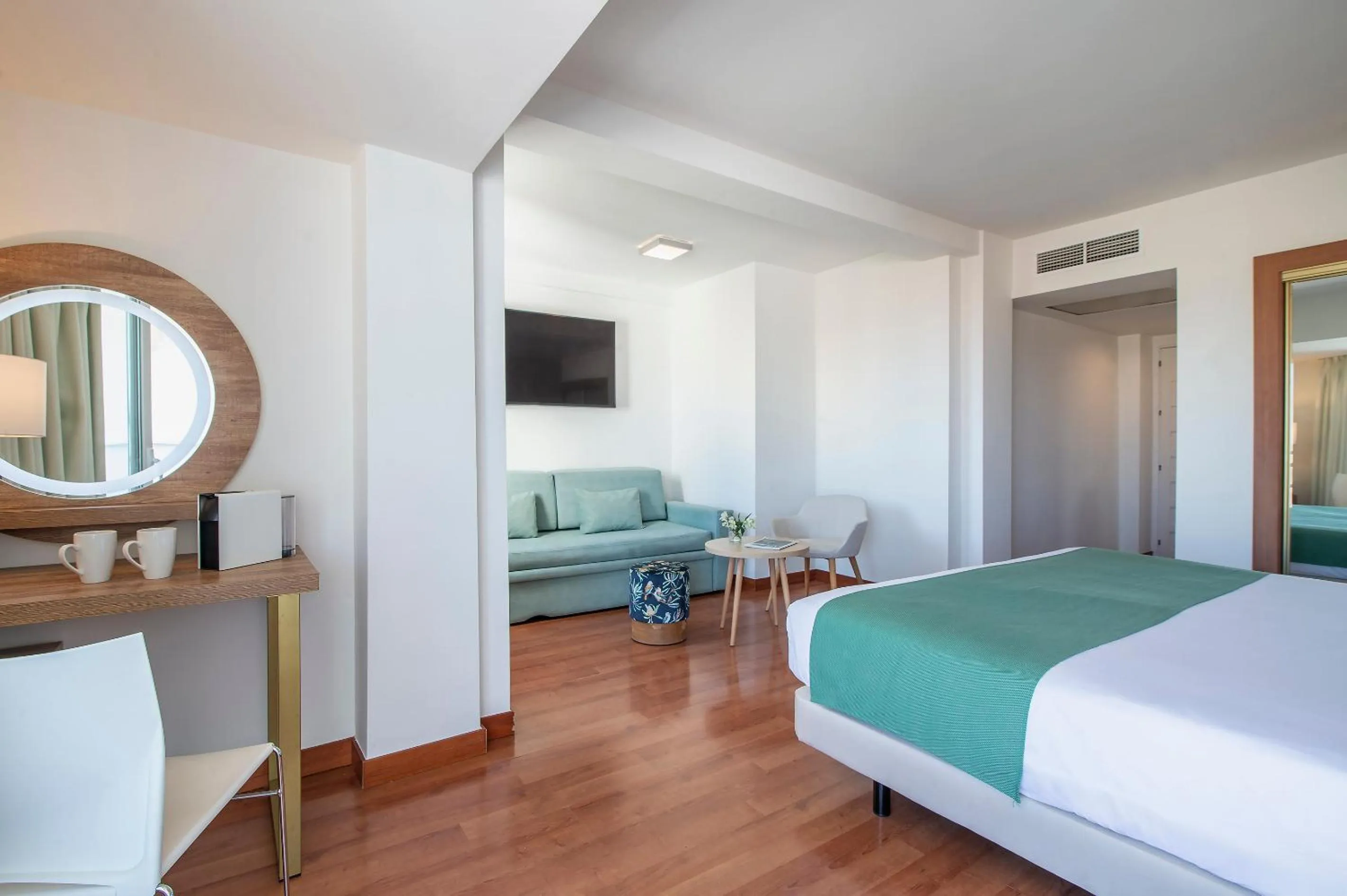 Bed in Hotel Costa Málaga - Adults Recommended - by Pierre & Vacances