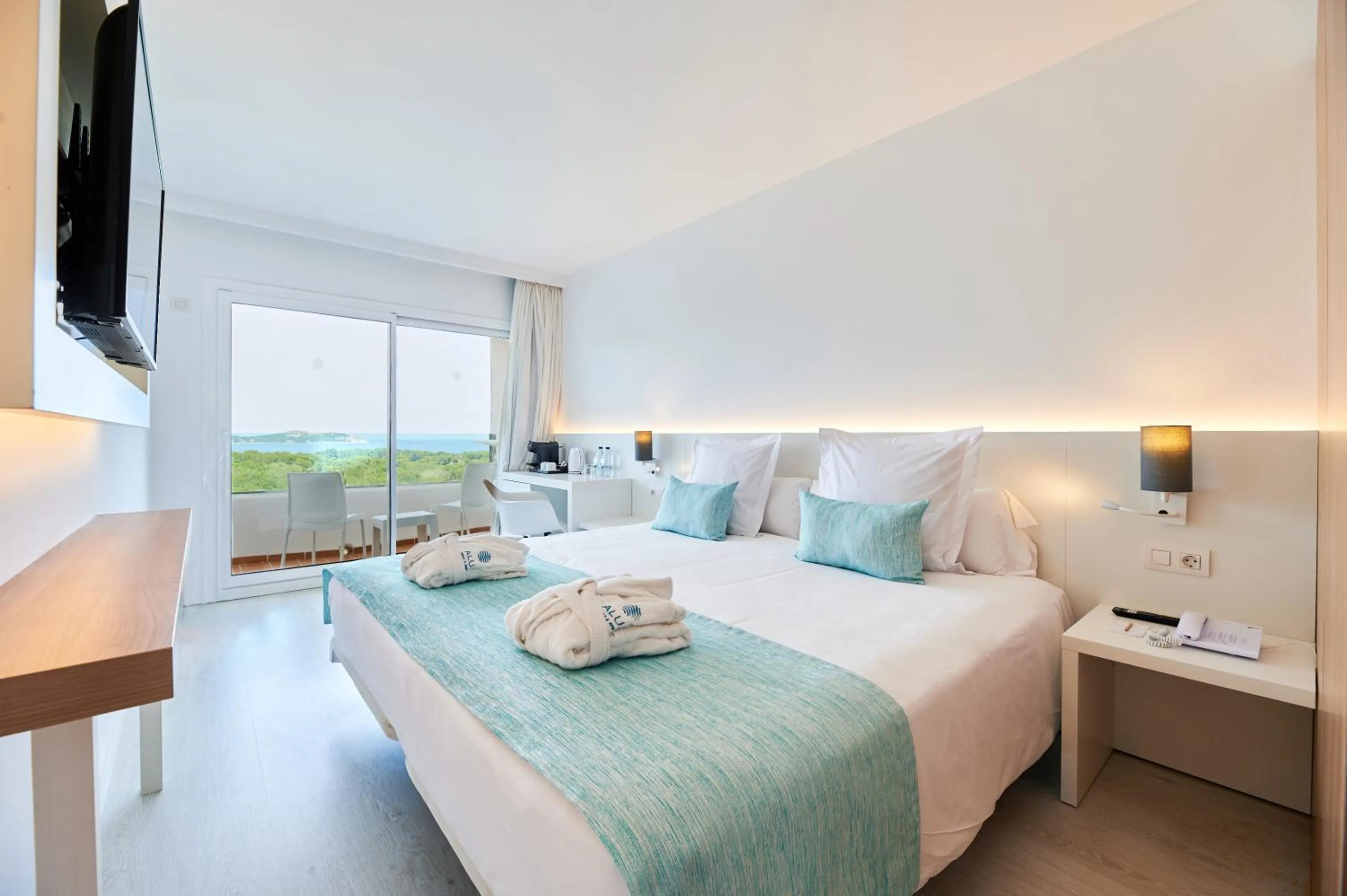 Double Superior Frontal Sea View in AluaSoul Carolina - Adults Only