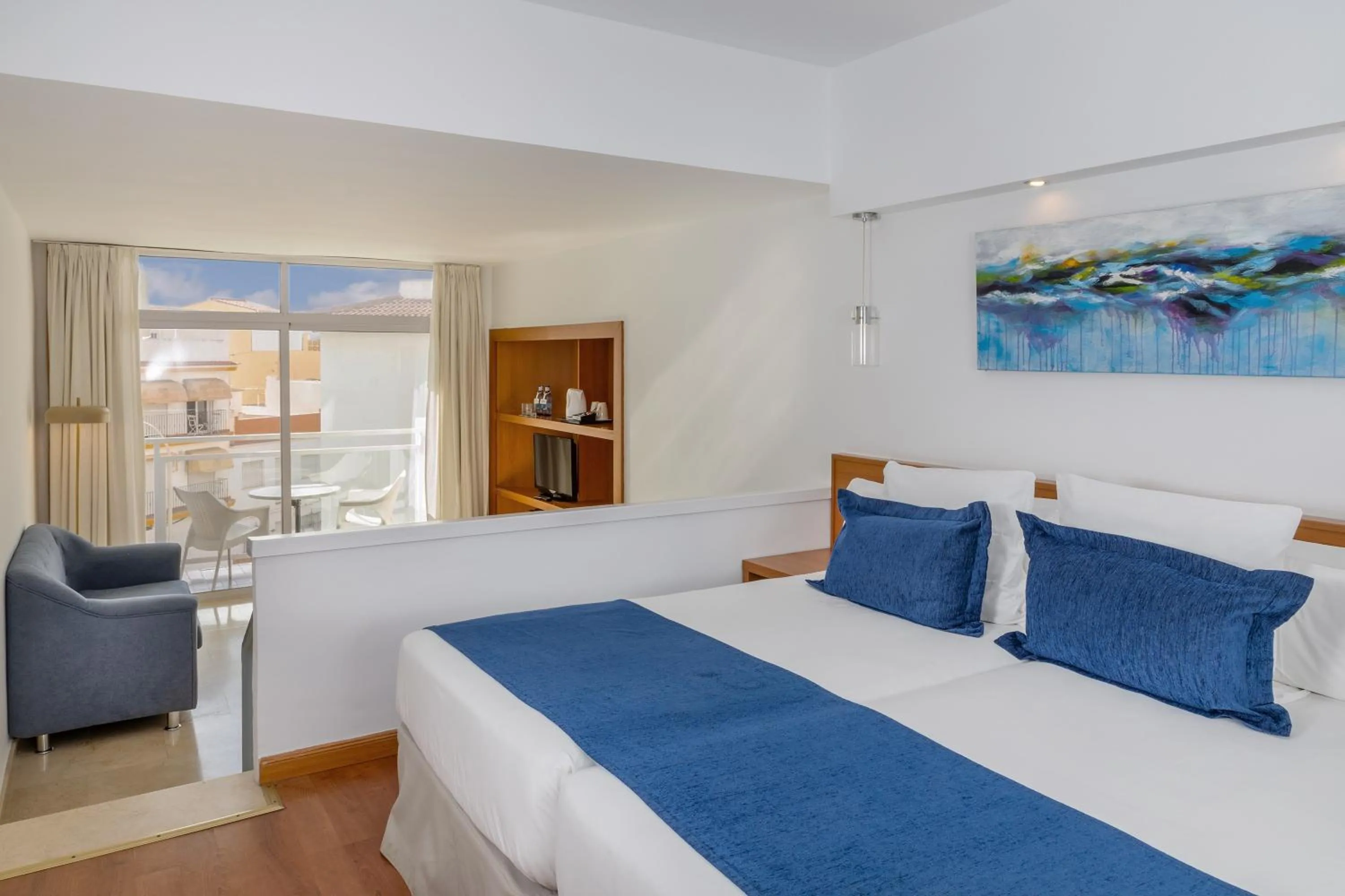 Bed in Aluasun Lago Rojo - Adults recommended