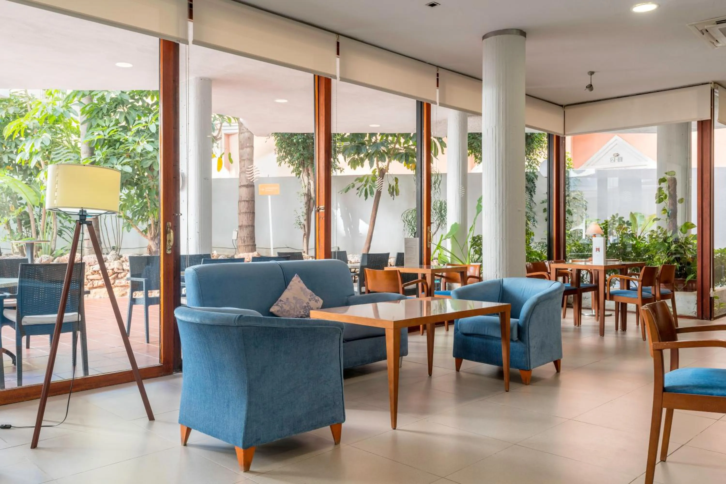 Lounge or bar in Aluasun Lago Rojo - Adults recommended