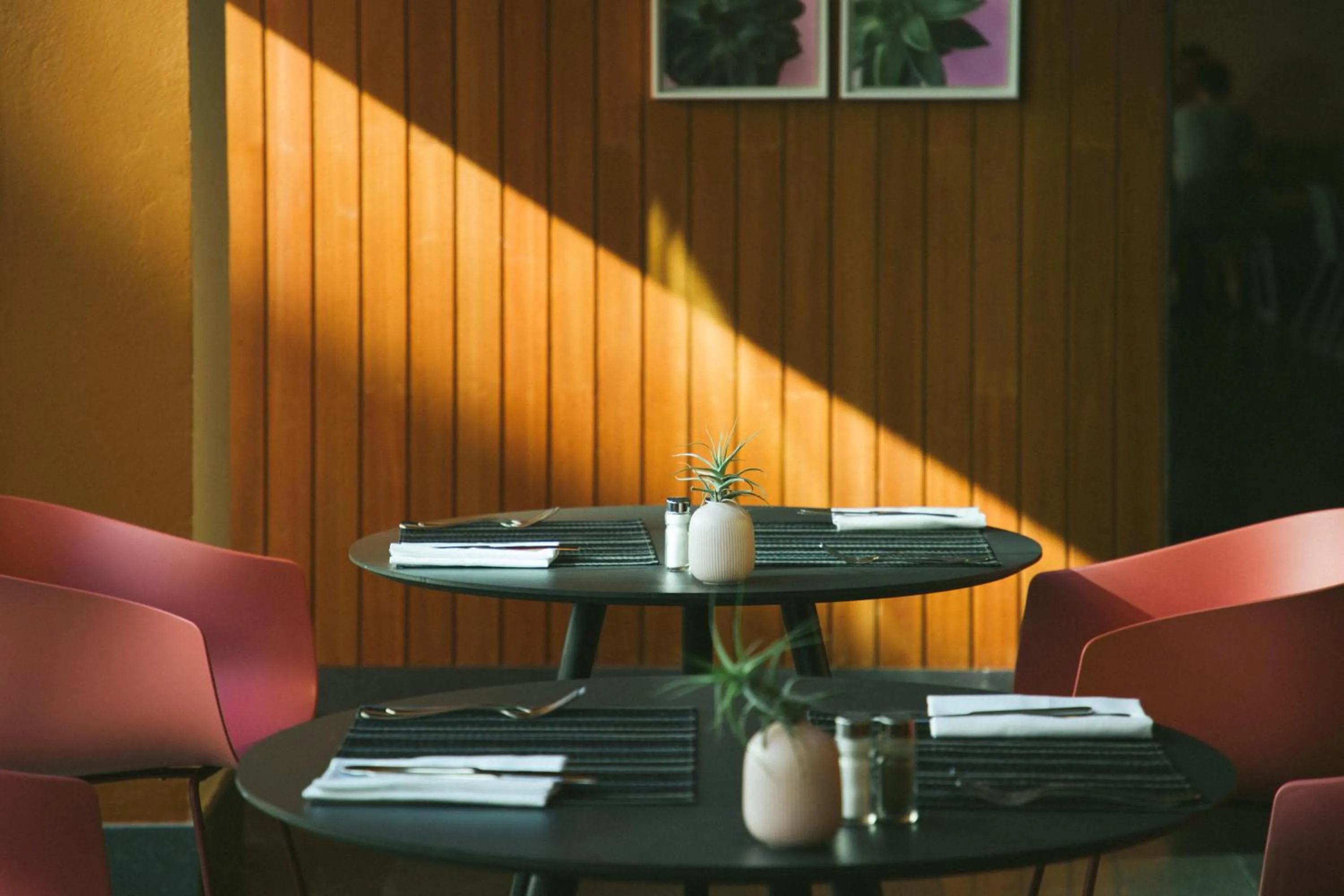 Restaurant/places to eat in Salobre Hotel Resort & Serenity