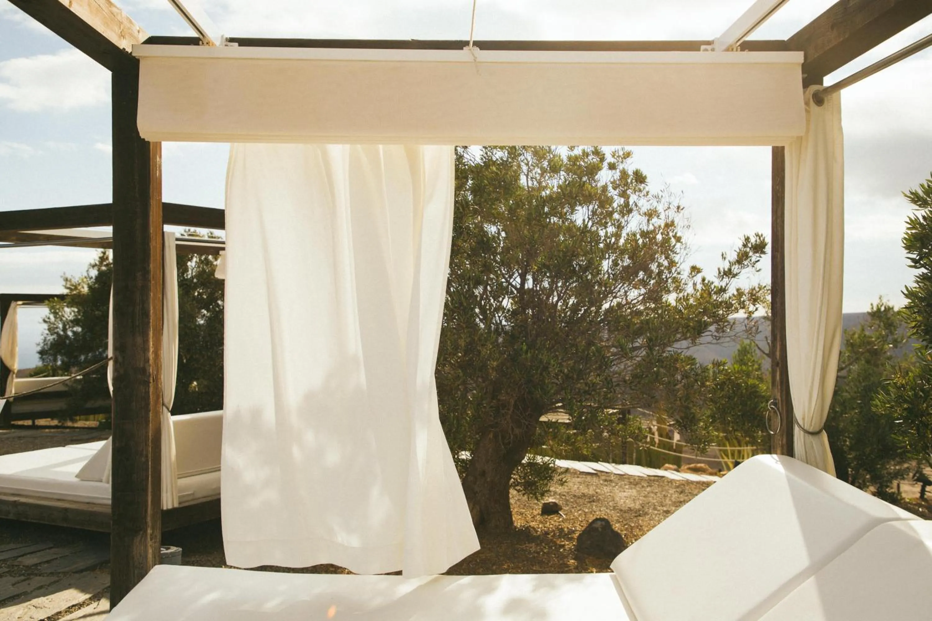 Solarium in Salobre Hotel Resort & Serenity