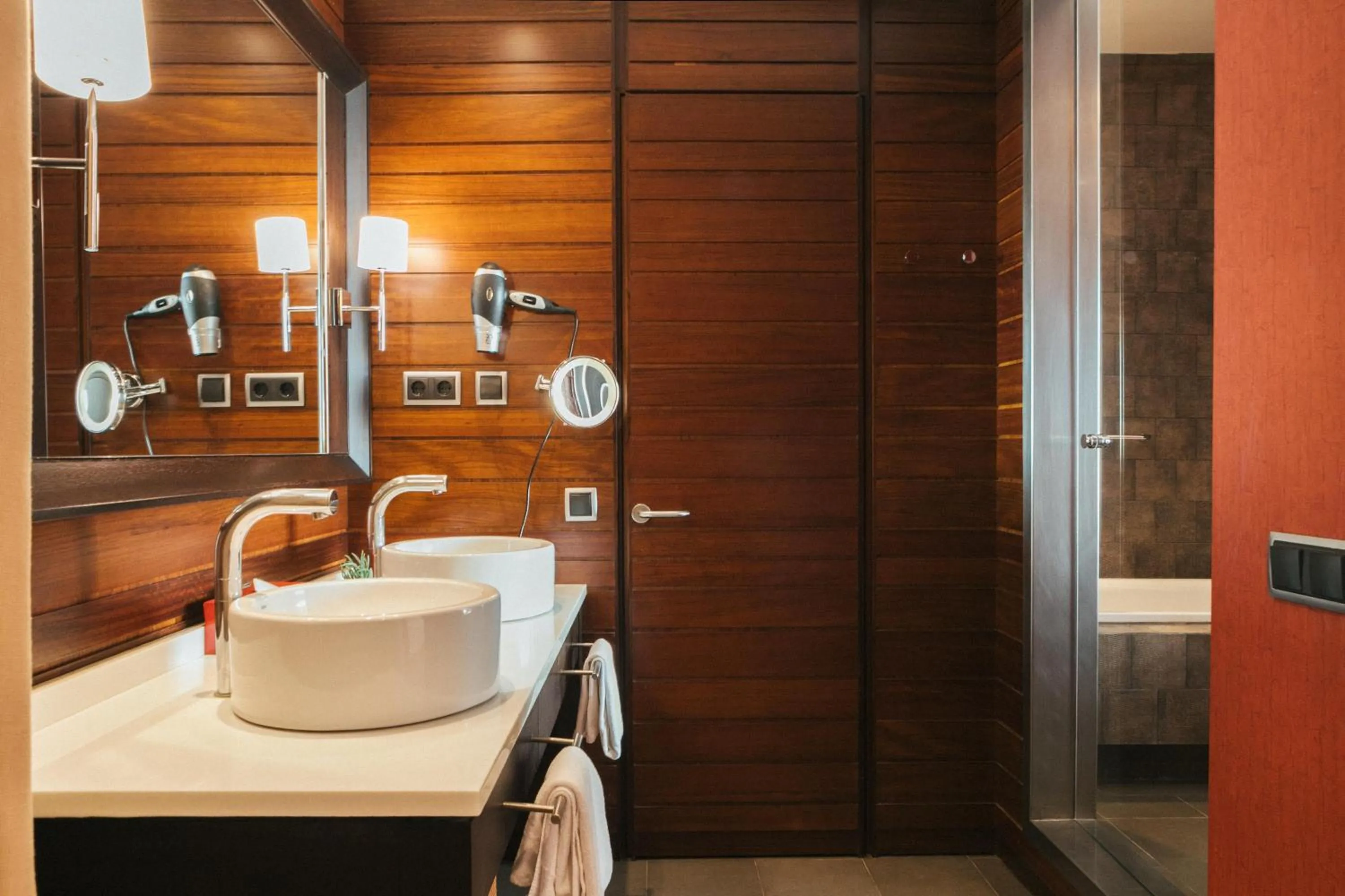 Toilet in Salobre Hotel Resort & Serenity