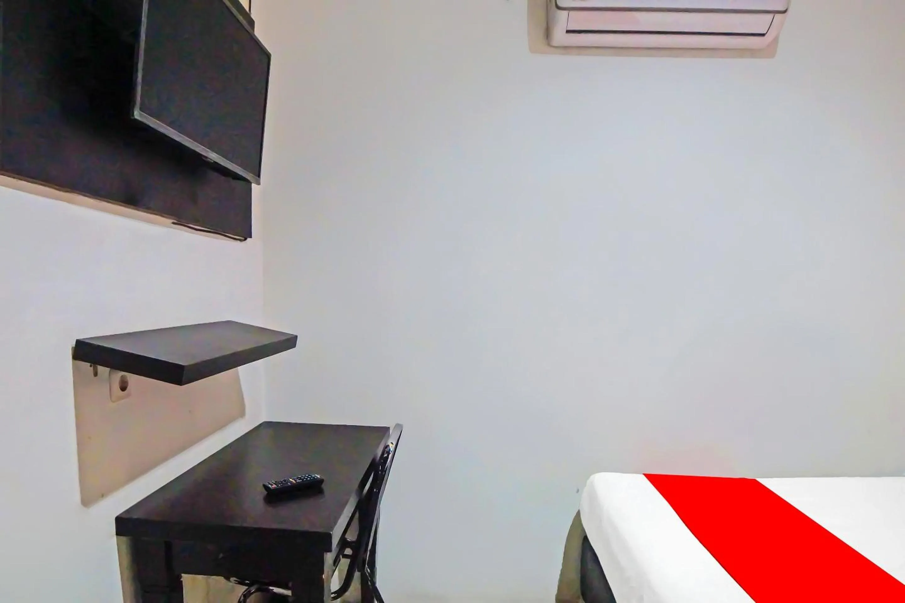 Bedroom in Hotel O Abadi Hotel