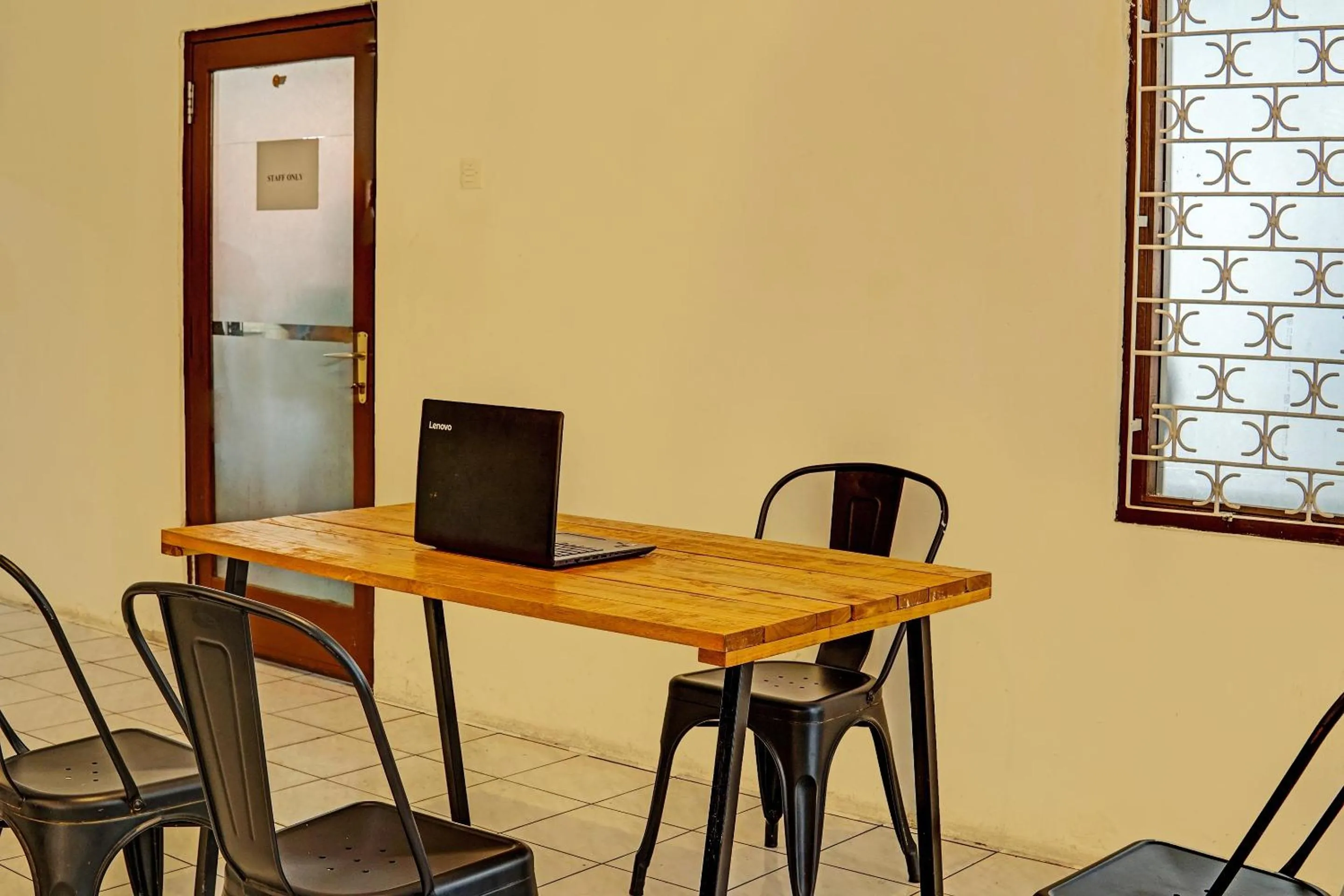 Lobby or reception in OYO 91973 Green Hotel Near Polsek Sabangau