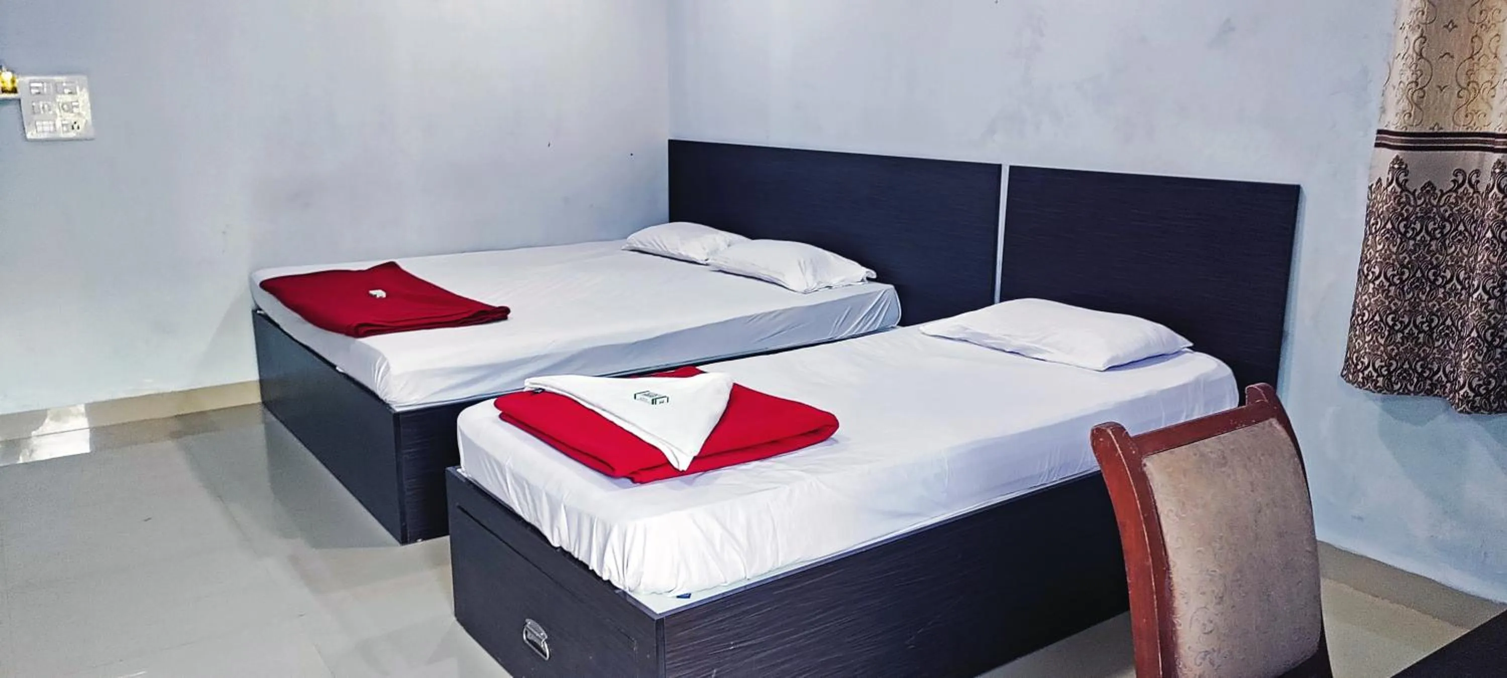 Bedroom in Hotel Keerthi