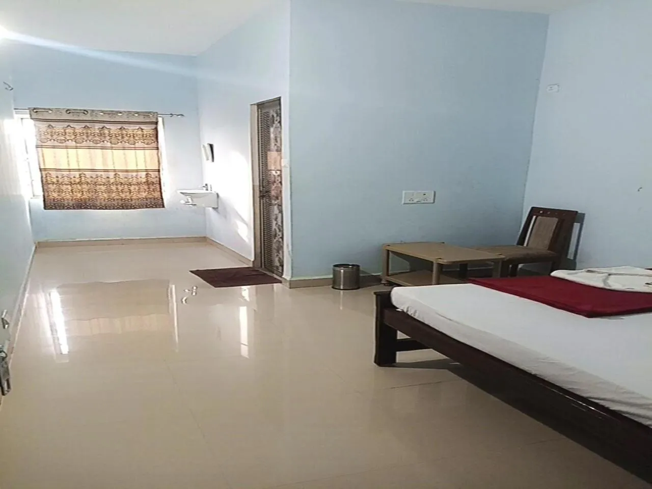 Bedroom in Hotel Keerthi