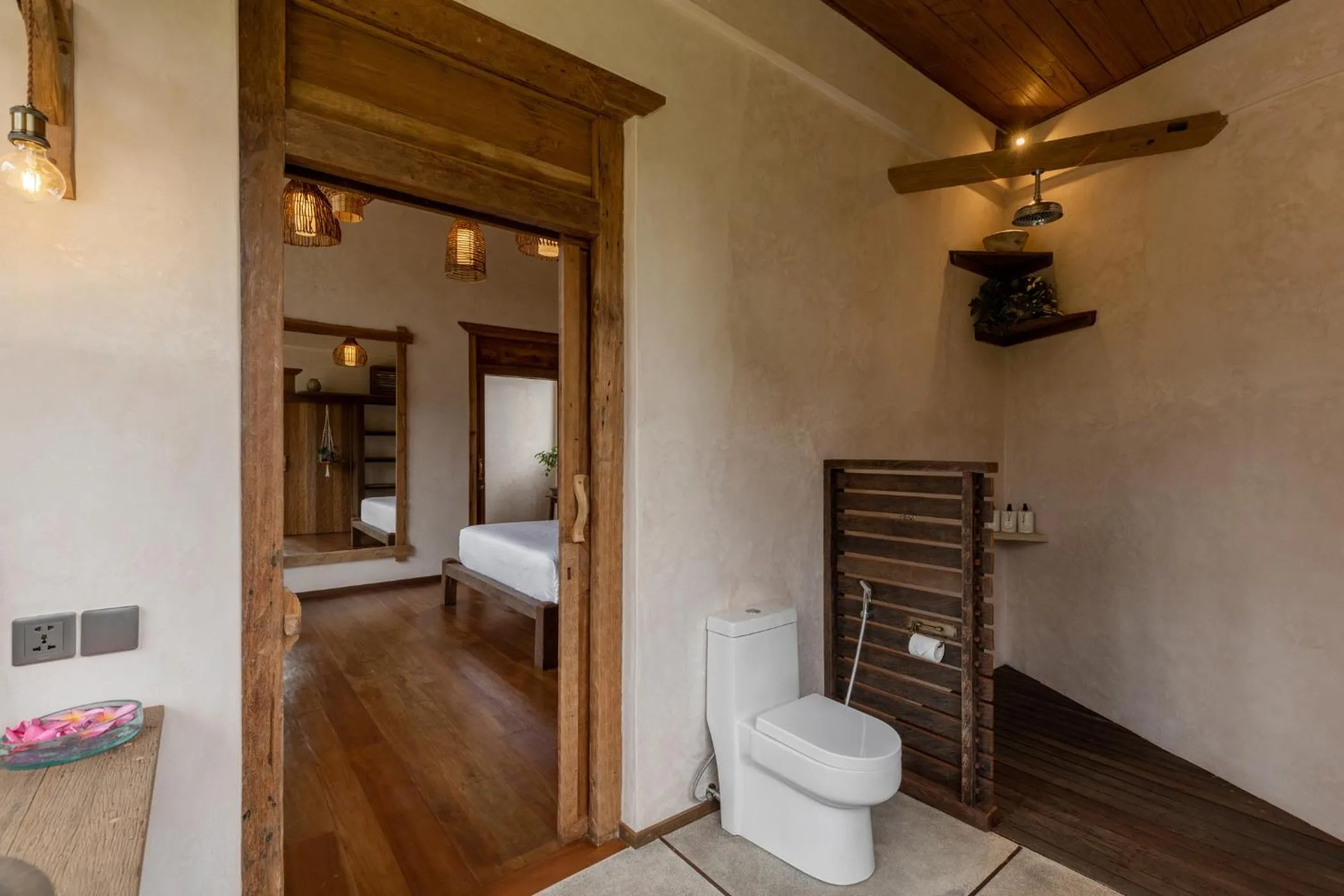 Bed in Casa Pohon Ubud