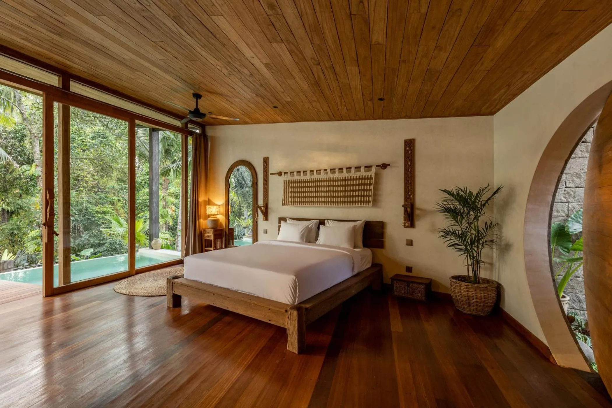 Bed in Casa Pohon Ubud