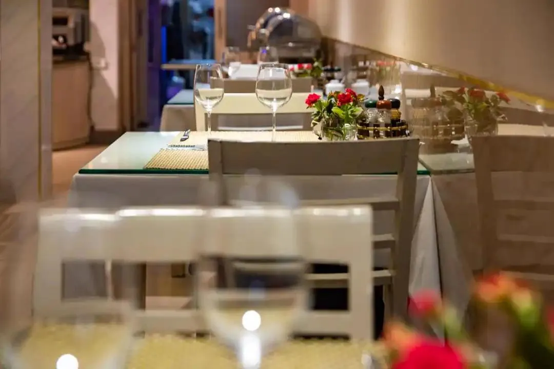 Restaurant/places to eat in Hanoi Memory Premier Hotel & Spa