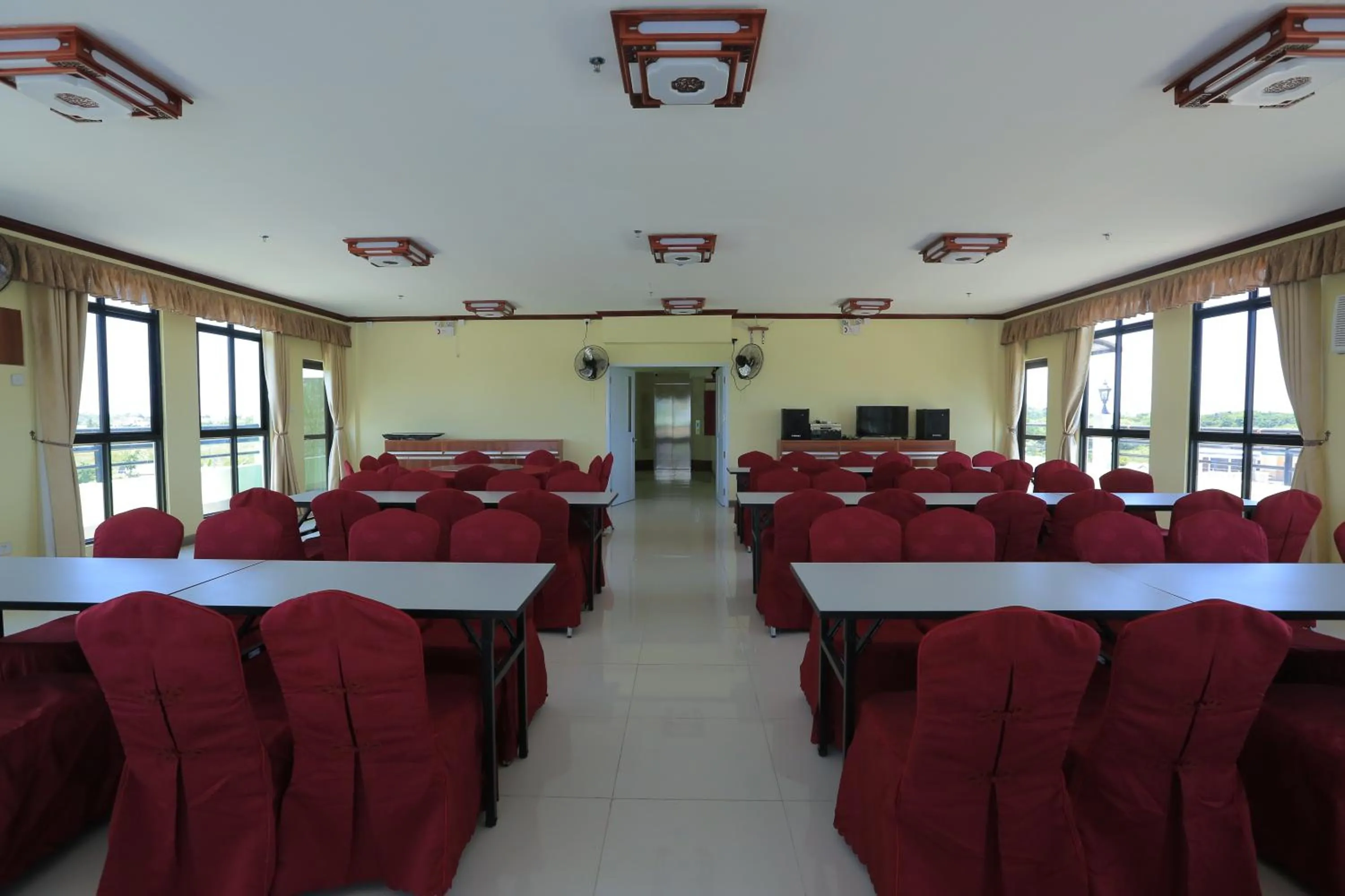 Meeting/conference room in RUJIA Condotel Corp.