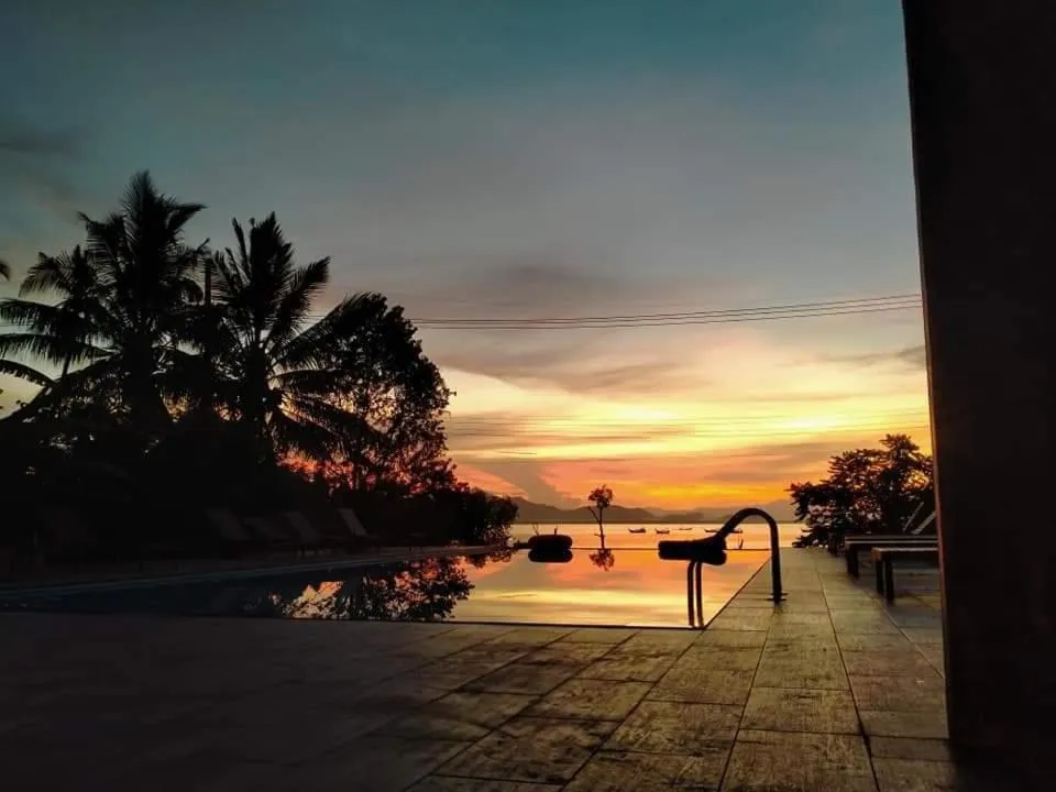 Sunrise in KOHMOOK THE SUN GREAT RESORT