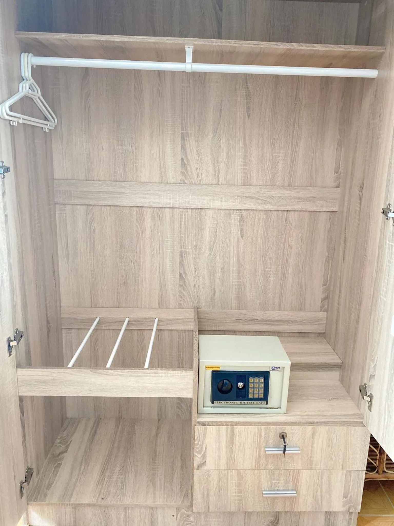 2 Vikings Guesthouse