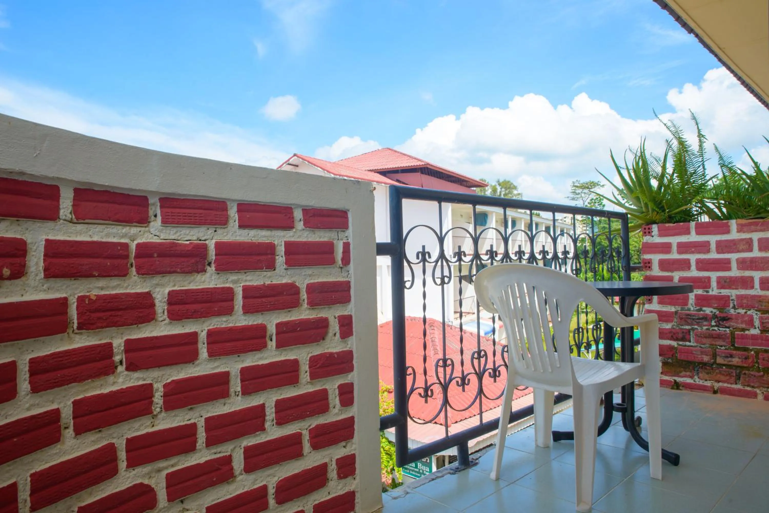 Patio in 2 Vikings Guesthouse