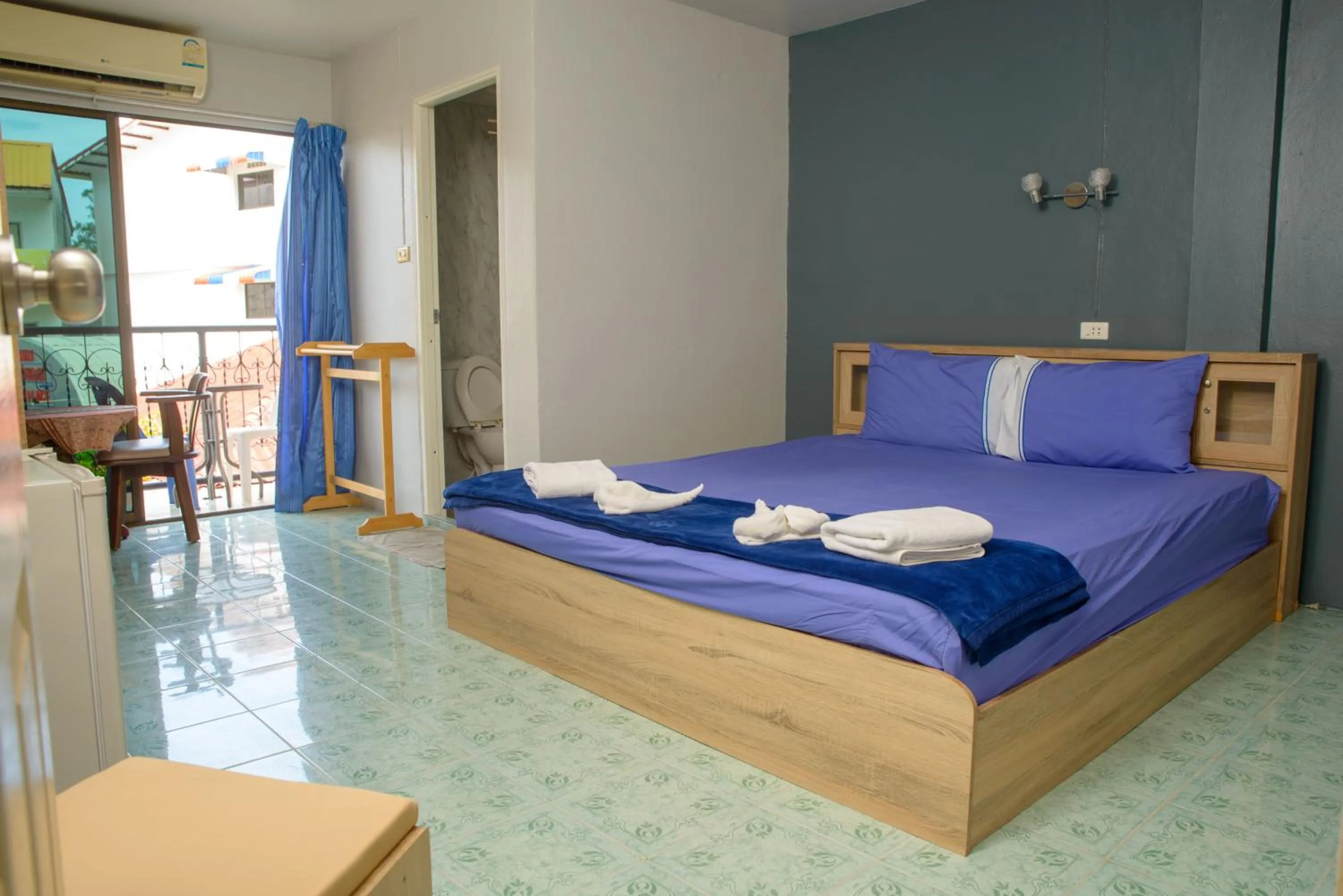 Bed in 2 Vikings Guesthouse