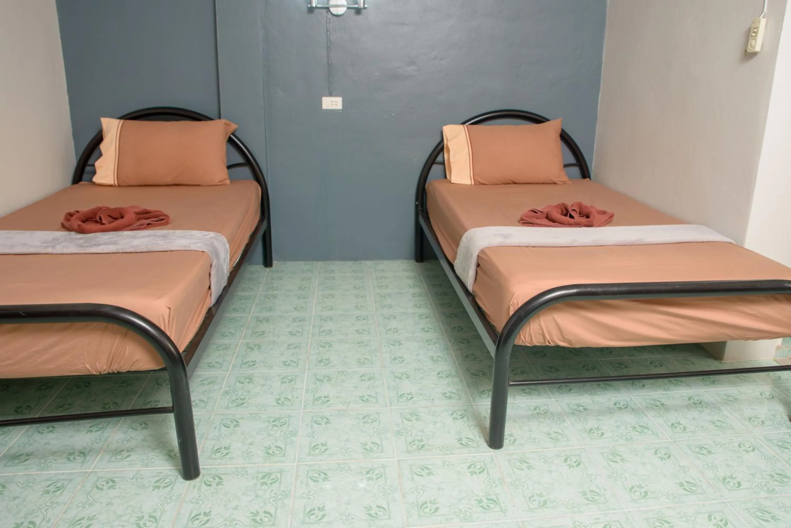 Bed in 2 Vikings Guesthouse