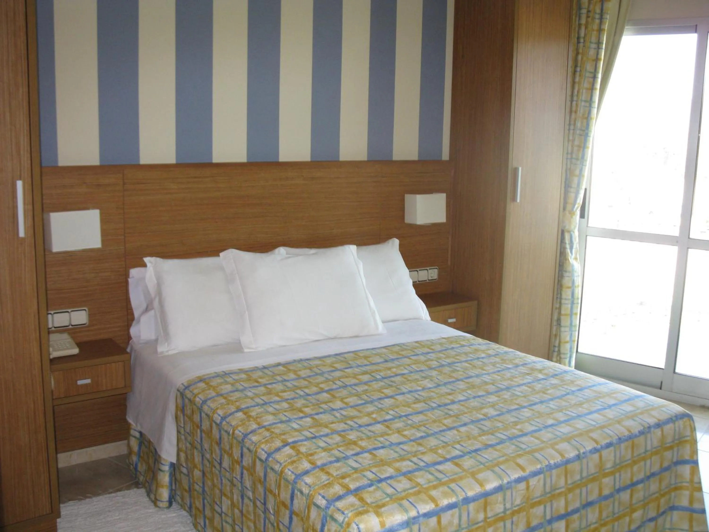 Photo of the whole room, Bed in Hotel Troncoso