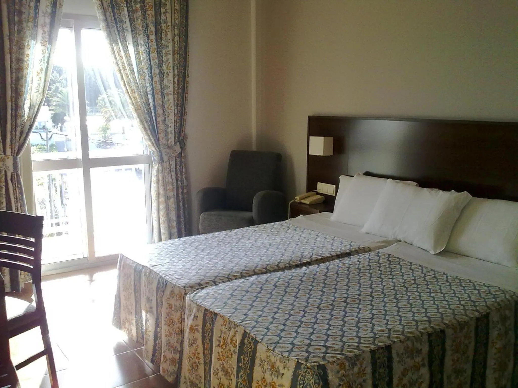 Photo of the whole room, Bed in Hotel Troncoso