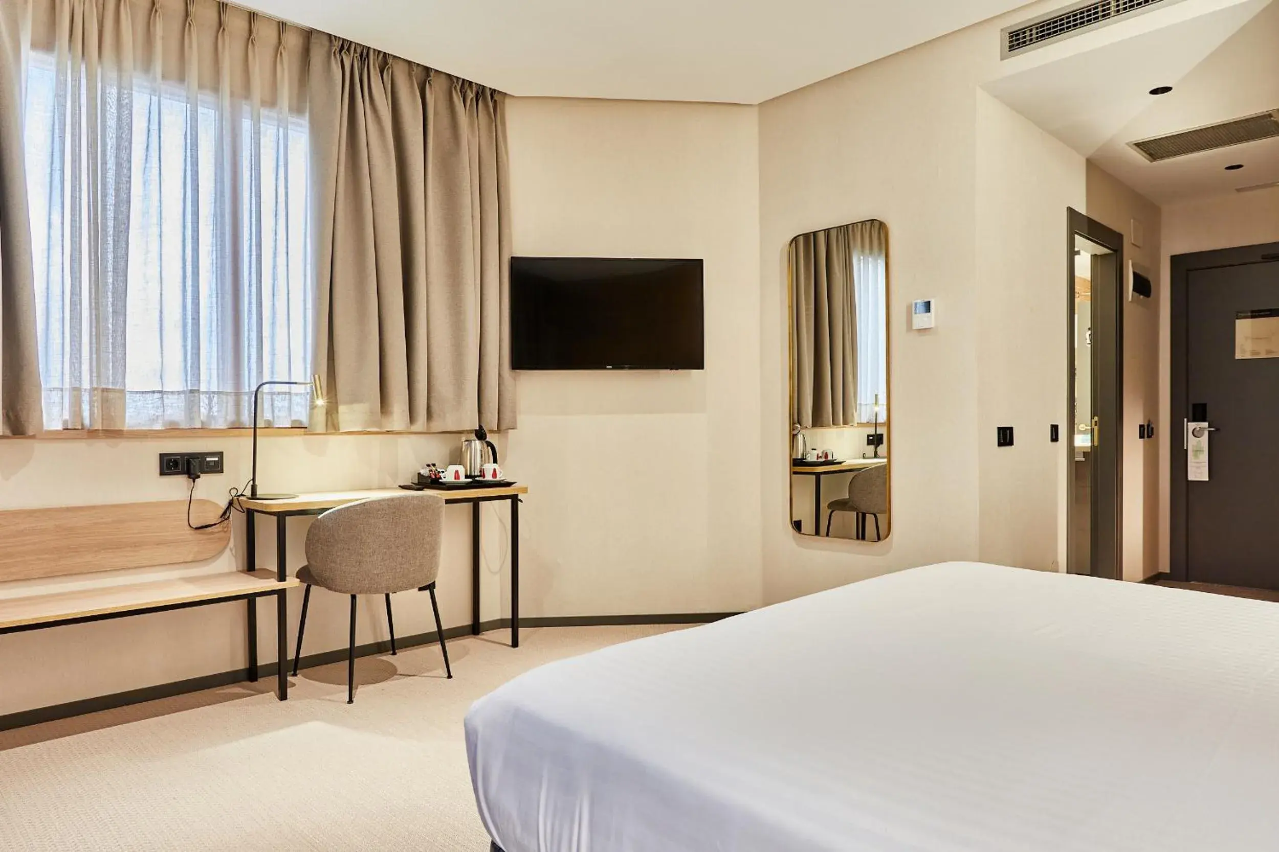 Club Double Room in Silken Ciudad Gijón Club Double Room in Silken Ciudad Gijón