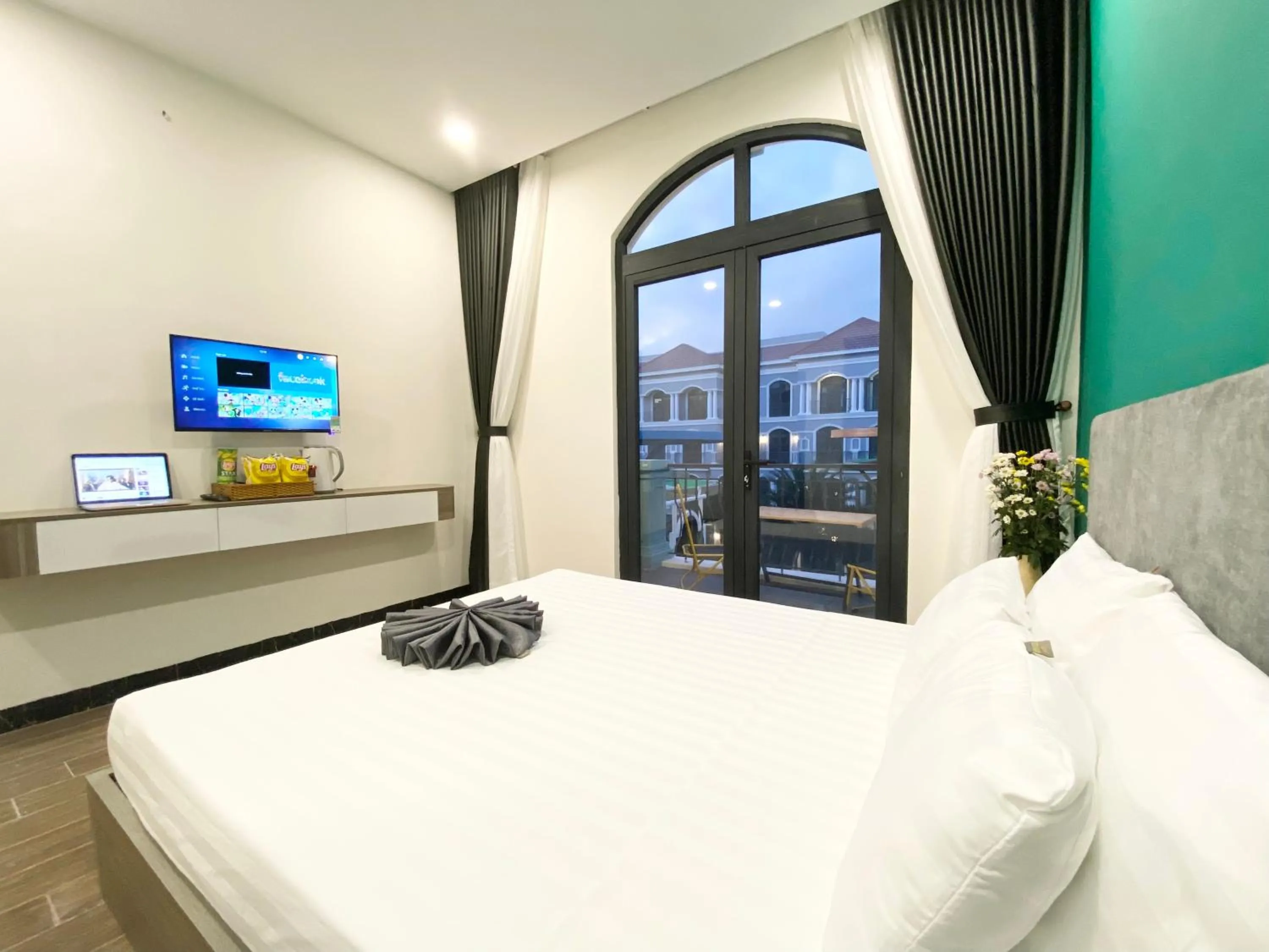 Bed in Elpis Hotel Phu Quoc