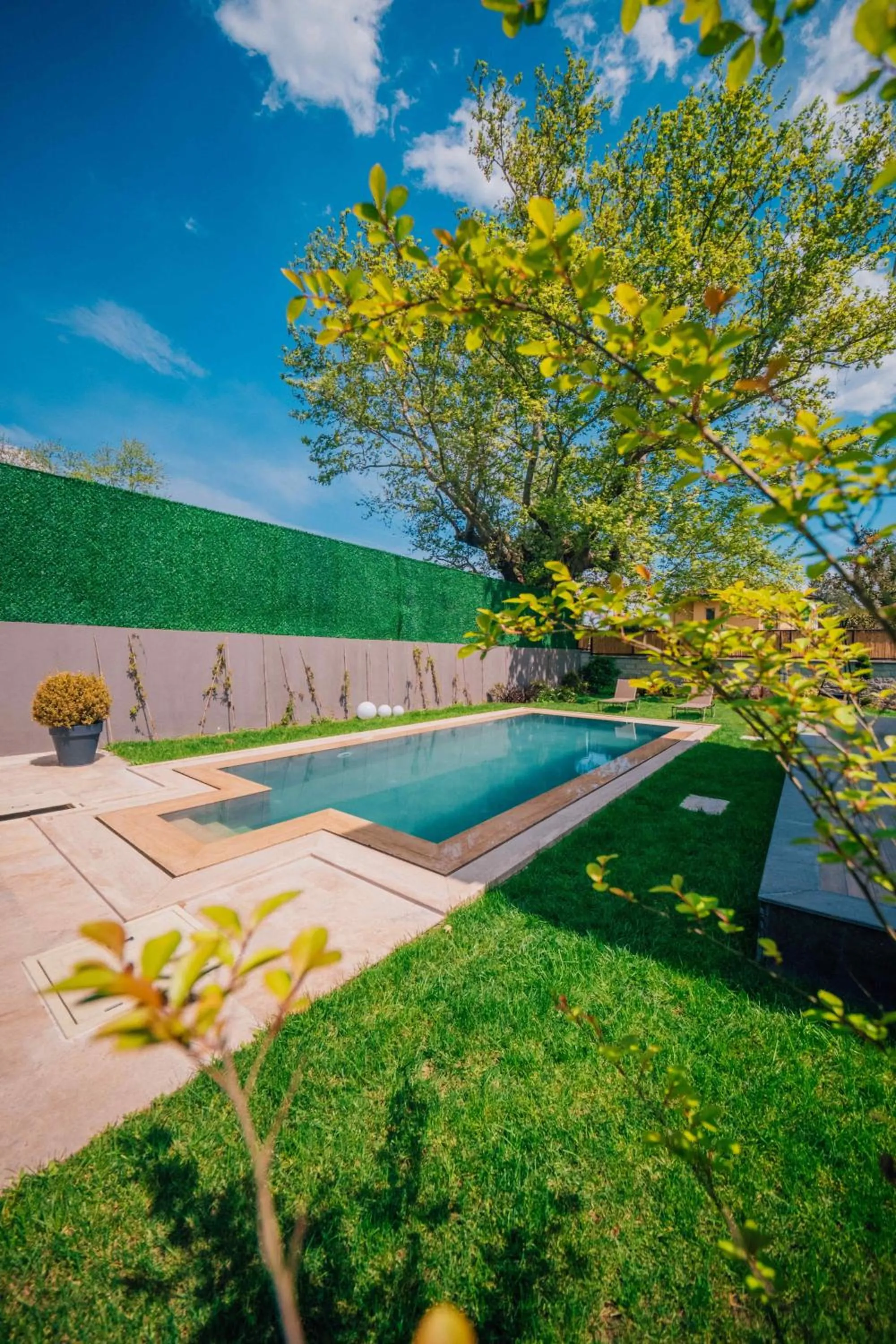 Spring in New Balturk Villas Sapanca