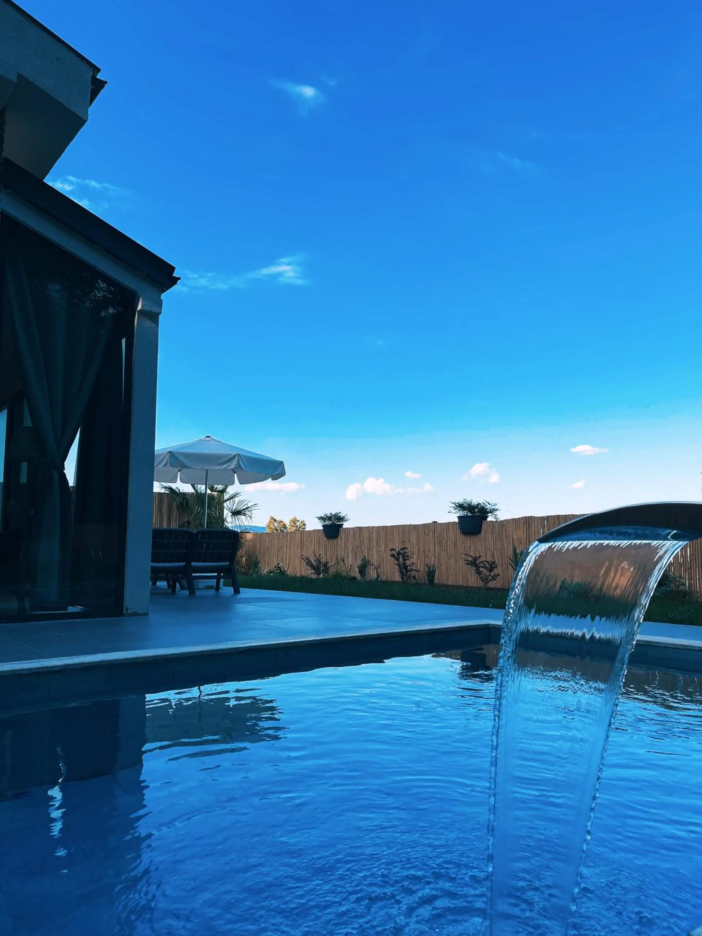 Pool view in New Balturk Villas Sapanca