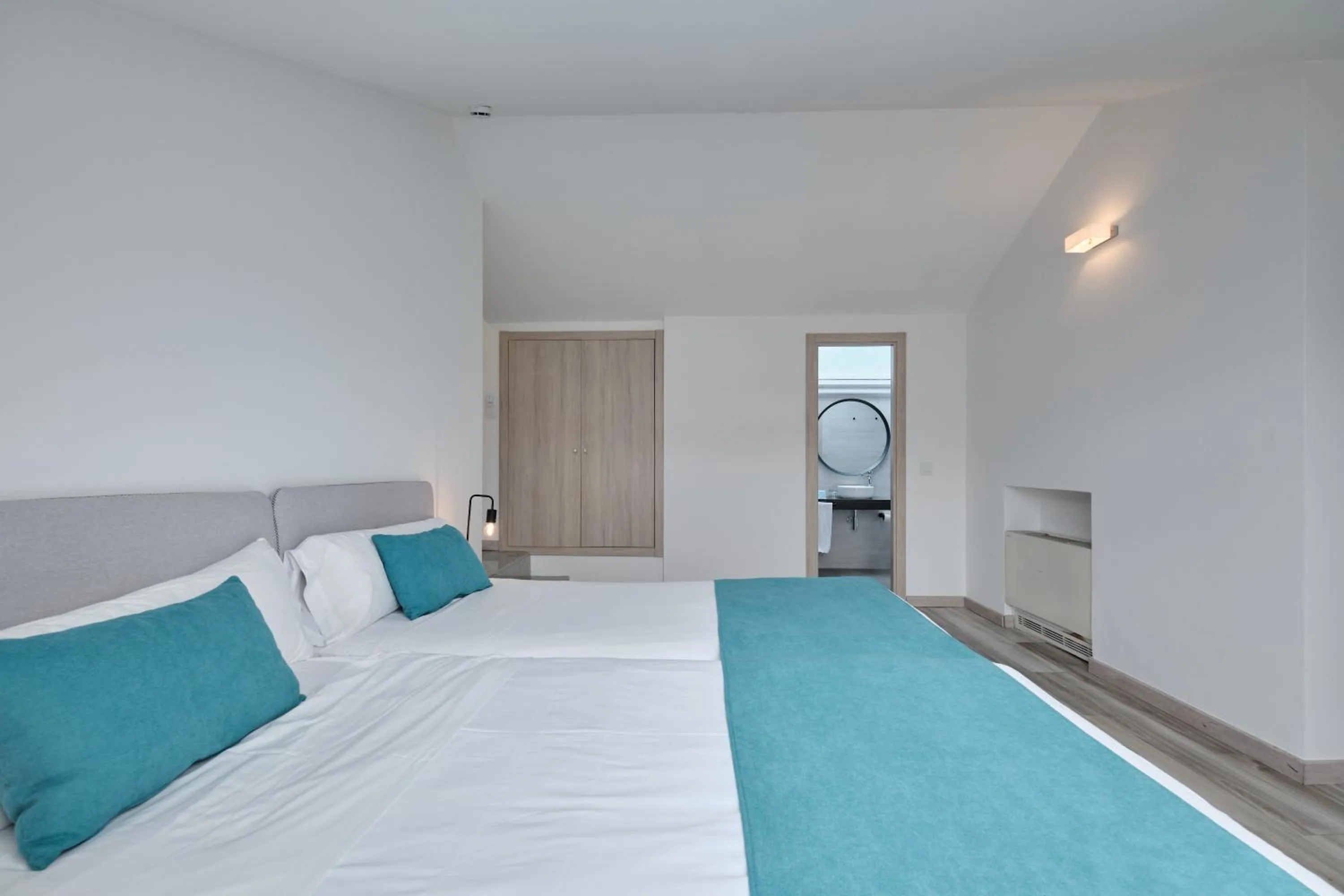 Photo of the whole room, Bed in Hotel Pombal Rooms