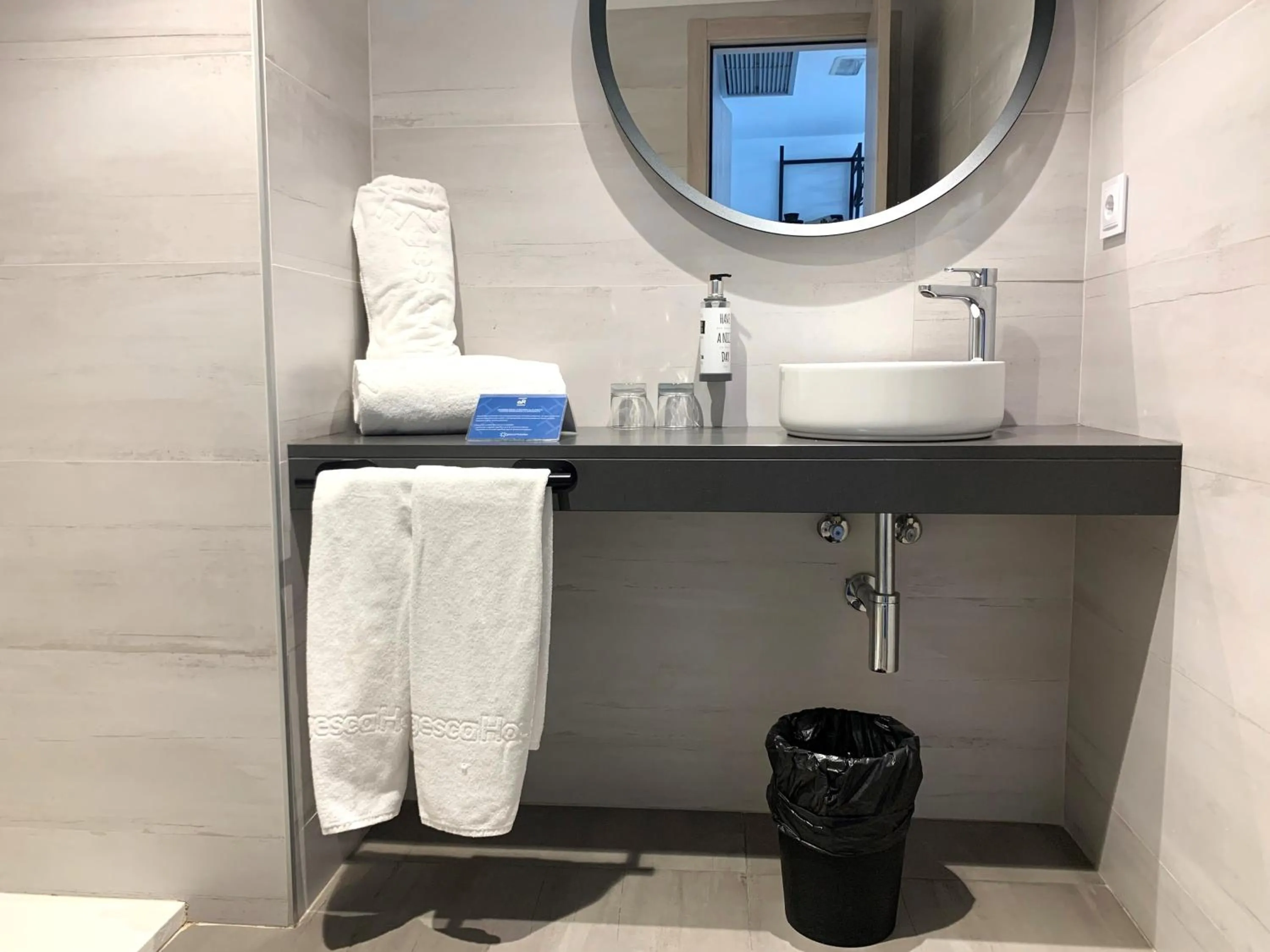 Bathroom in Hotel Pombal Rooms