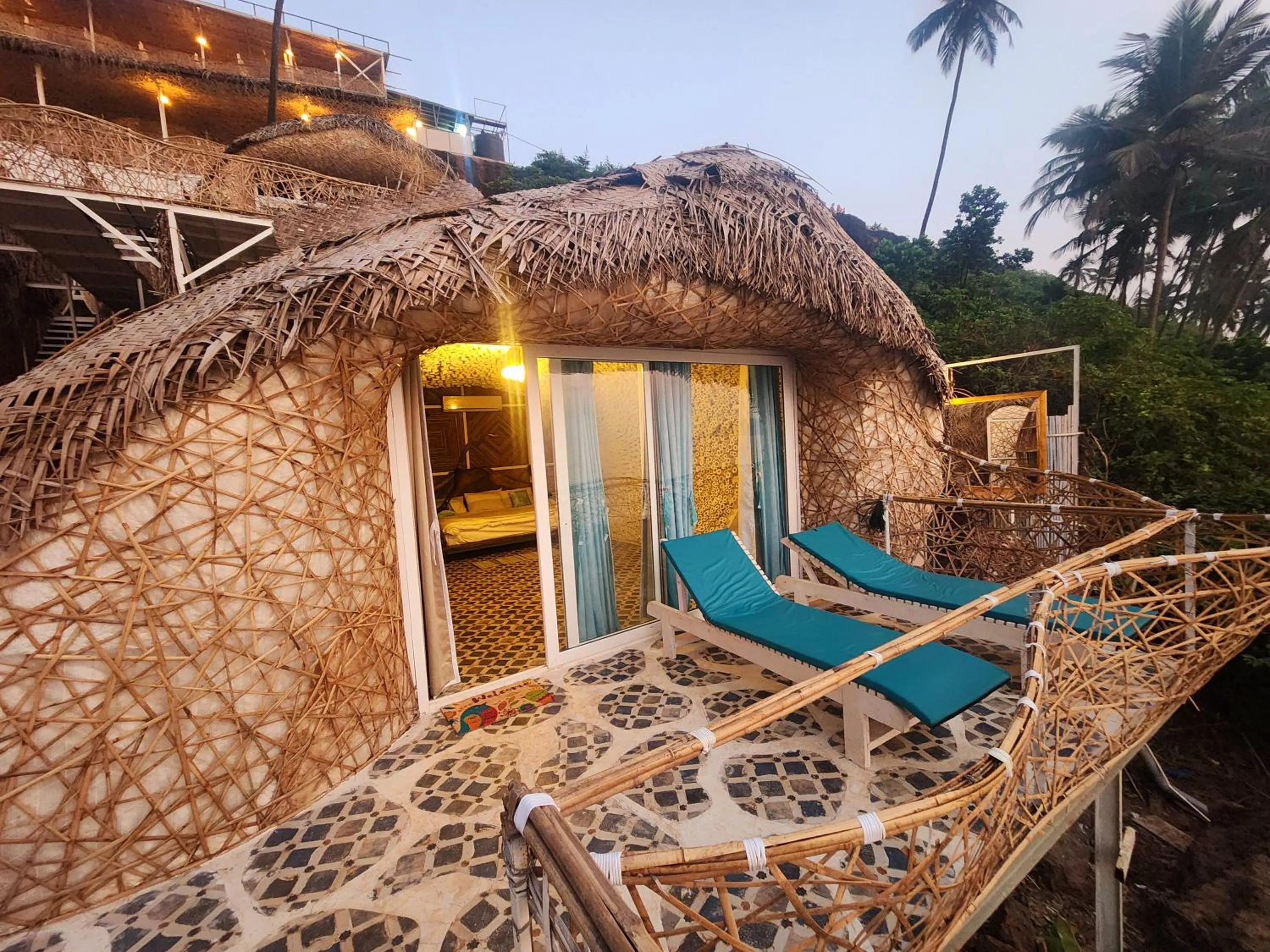 Balcony/Terrace in Obrigado by Craftels