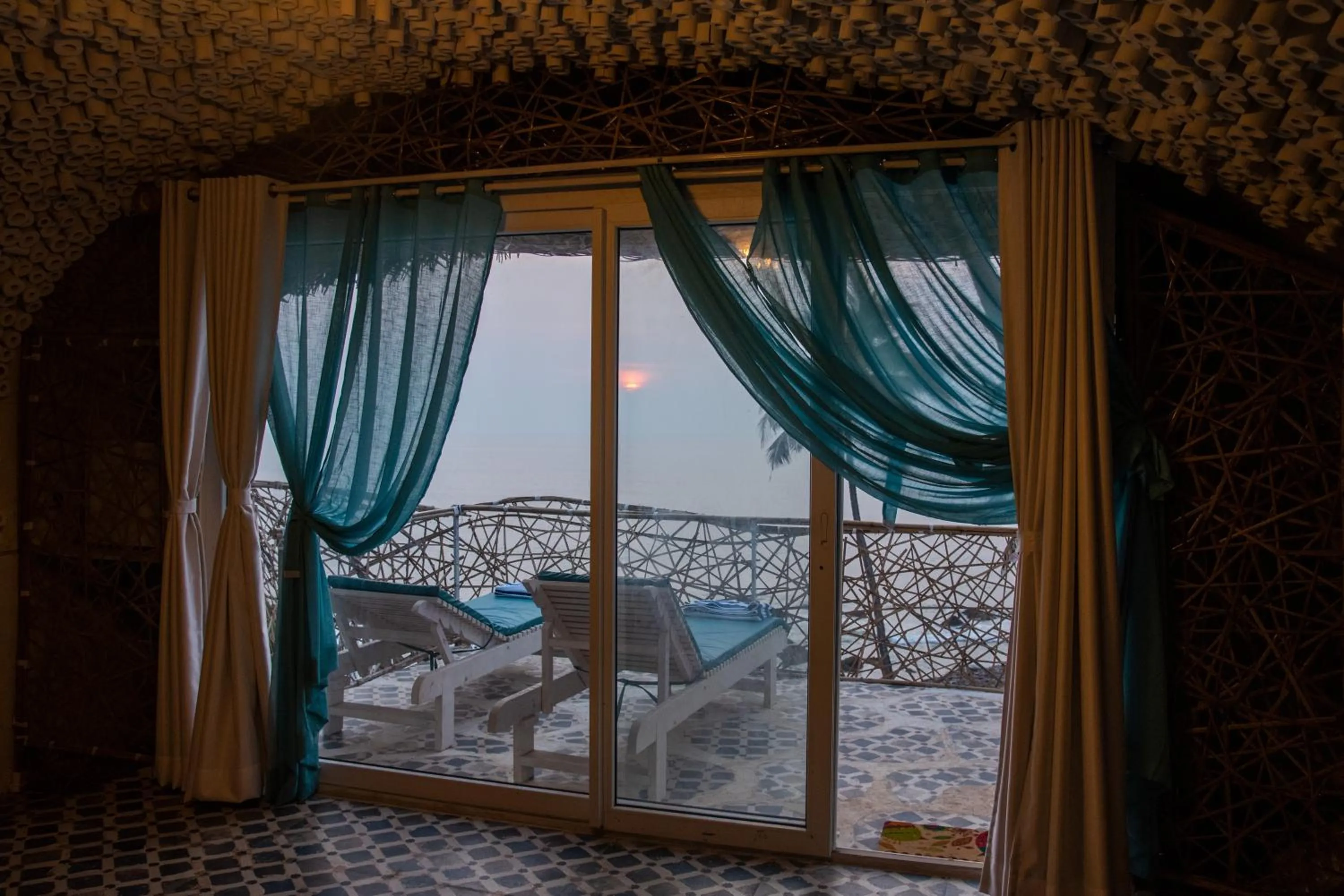 View (from property/room) in Obrigado by Craftels