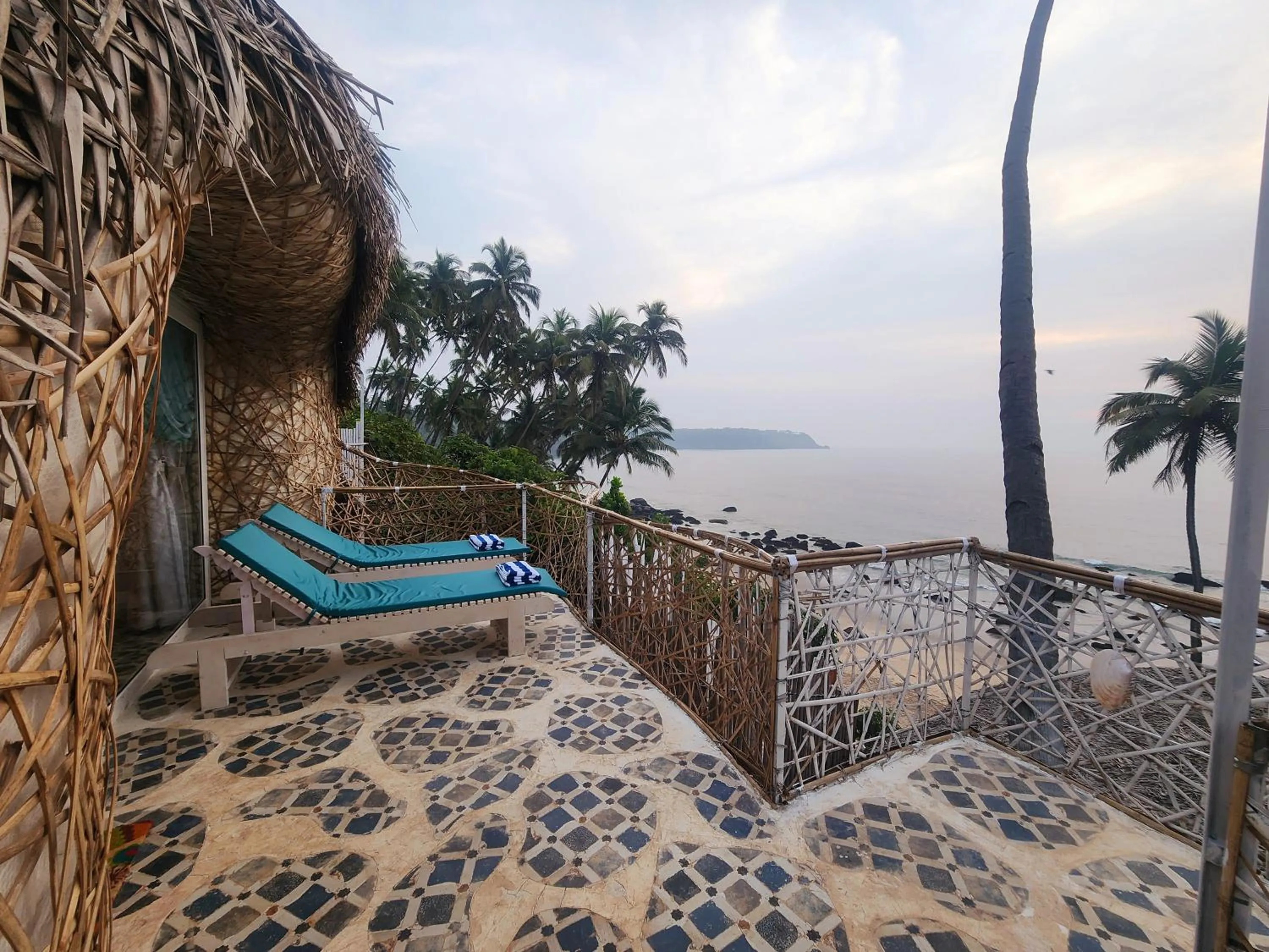 Balcony/Terrace in Obrigado by Craftels