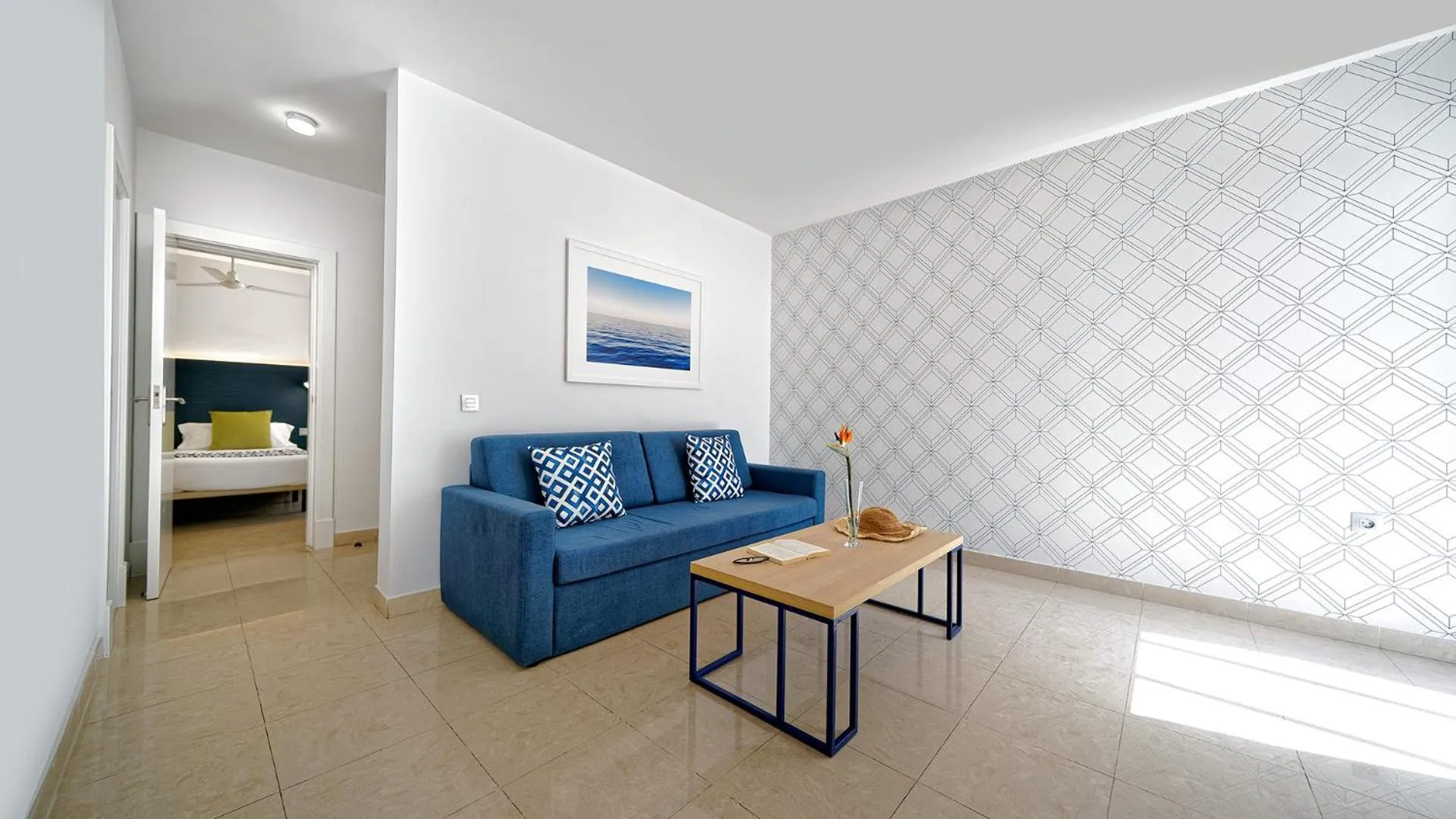 Bed in Broncemar Beach Suites