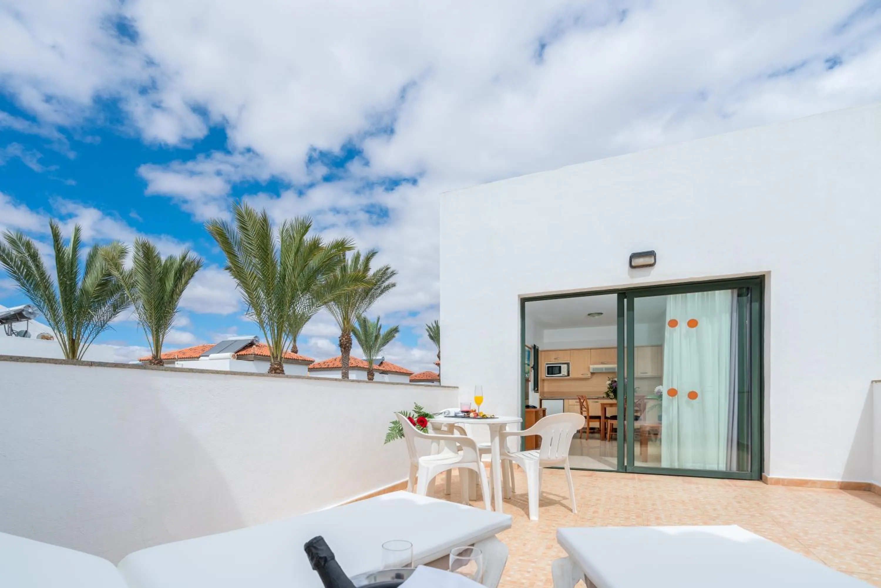 Balcony/Terrace in Broncemar Beach Suites