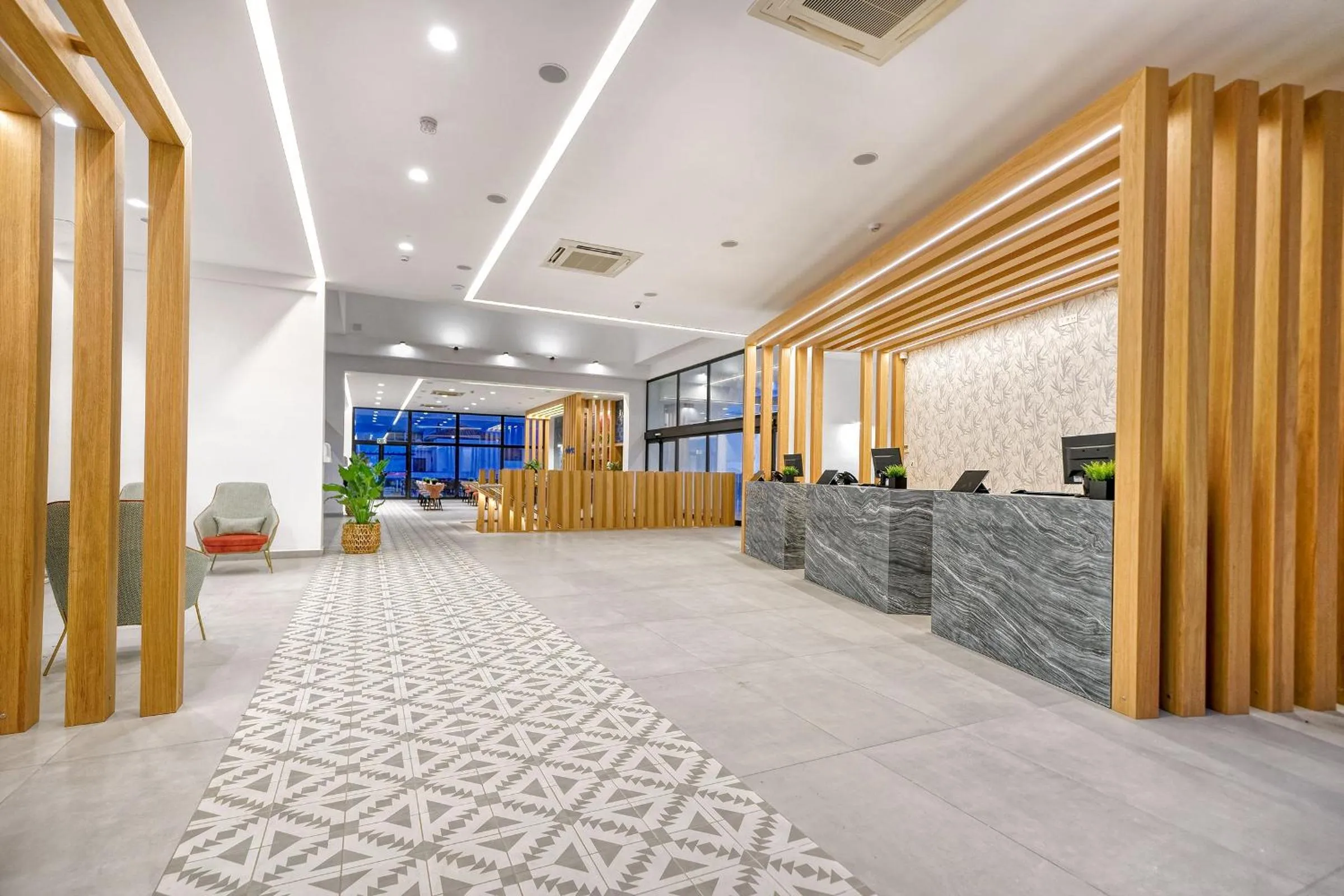 Broncemar Beach Suites