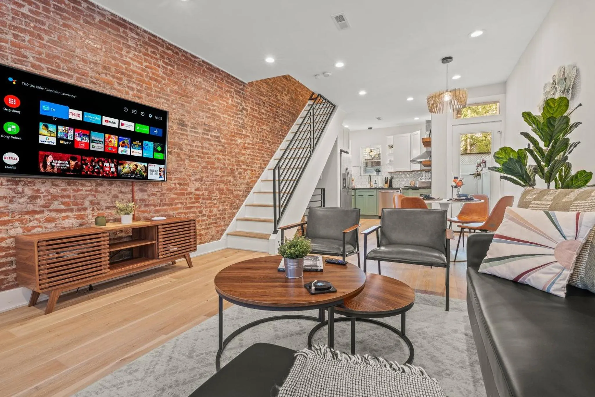 TV and multimedia in Kid-Friendly Fishtown Family Retreat with Game Room