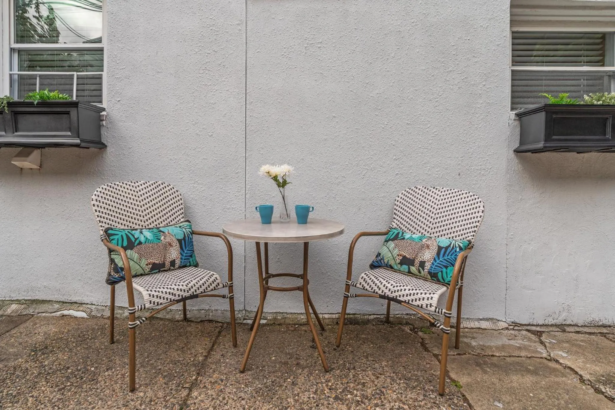 Patio in East Passyunk Trendy Apartment