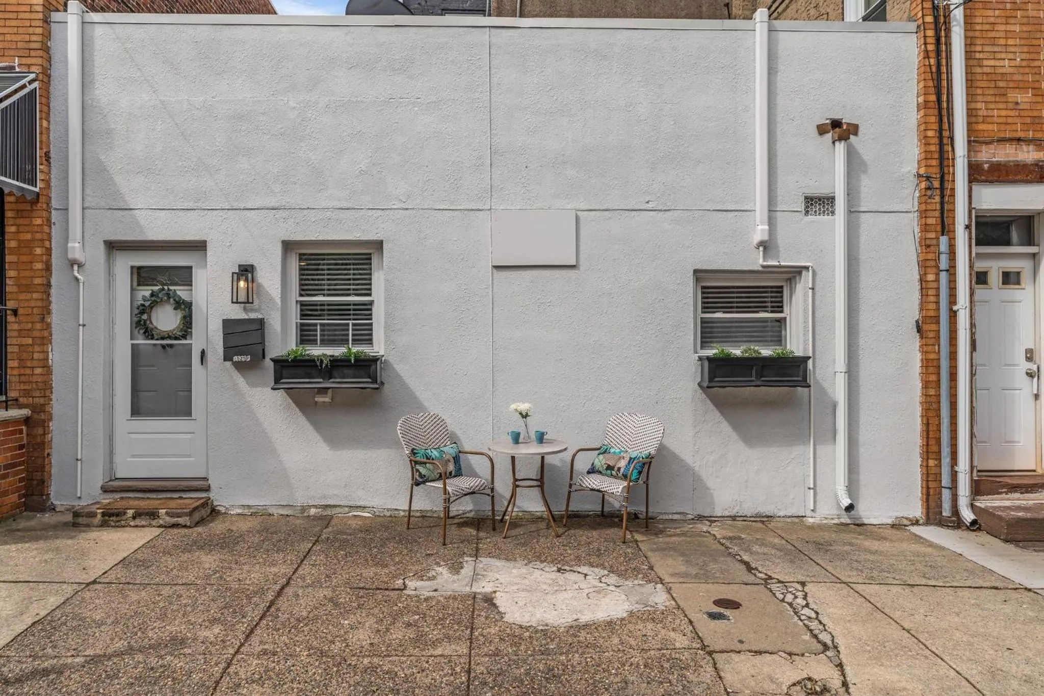 Patio in East Passyunk Trendy Apartment
