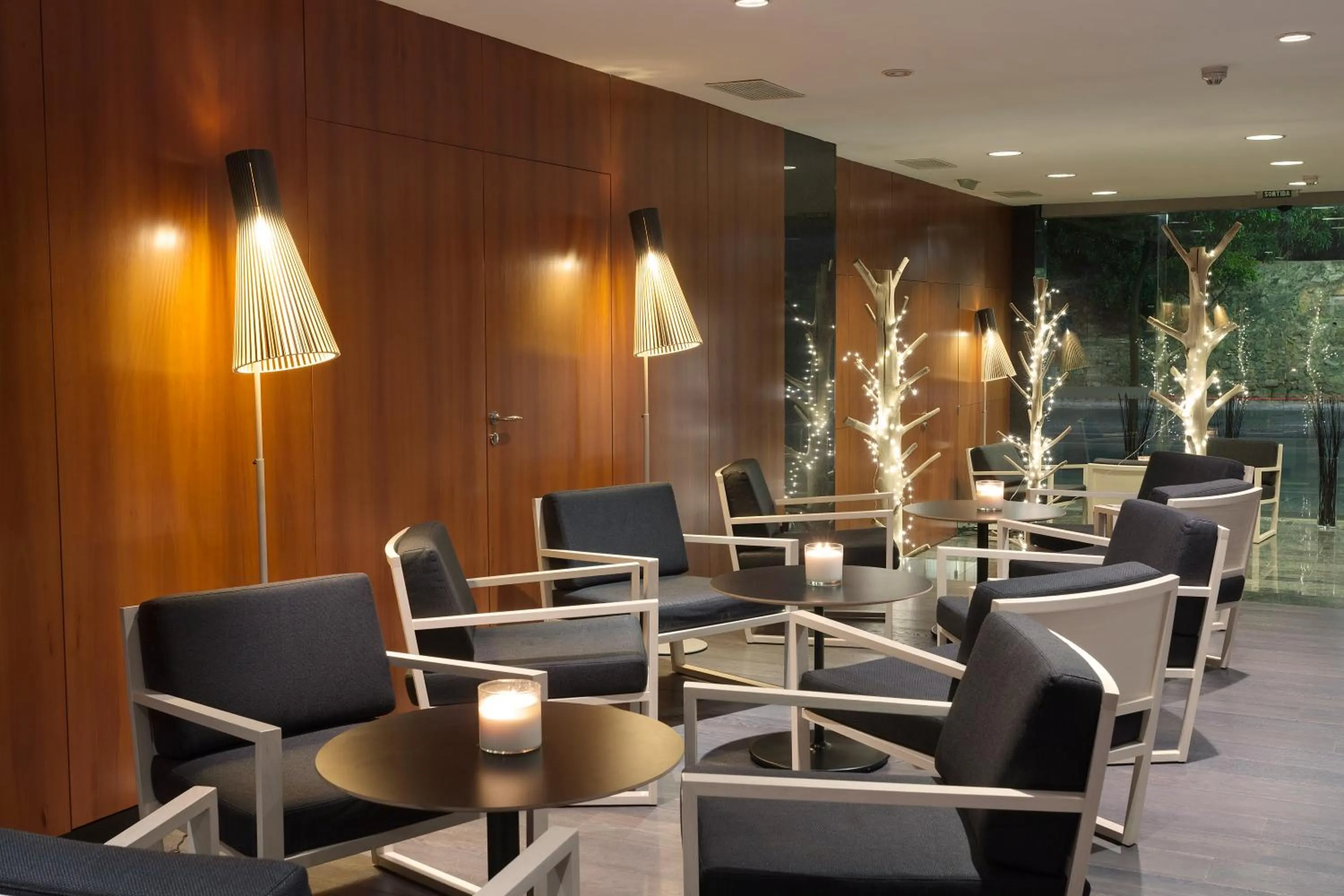 Lounge or bar in Astari