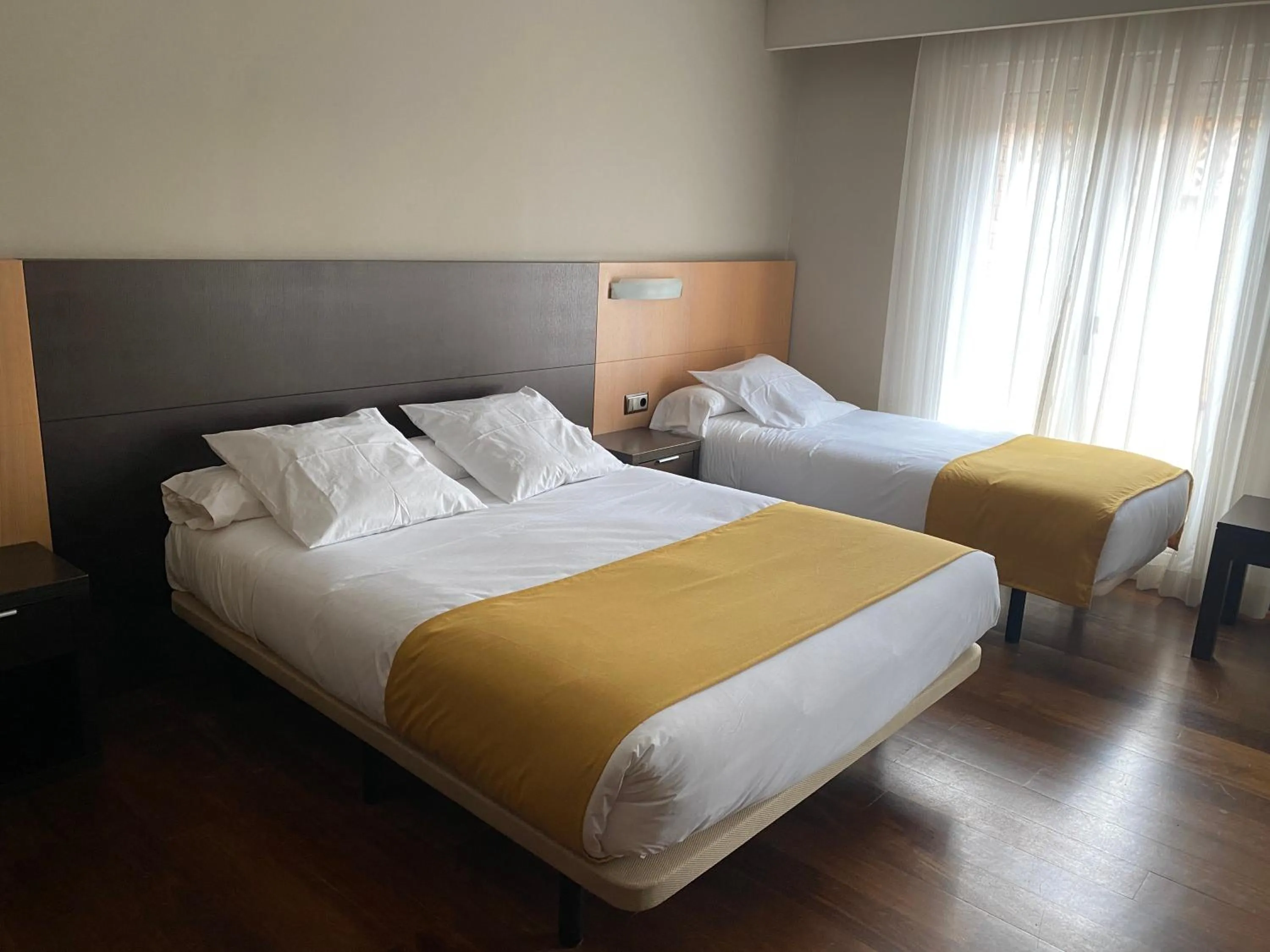 Bedroom, Bed in Hotel Ríos