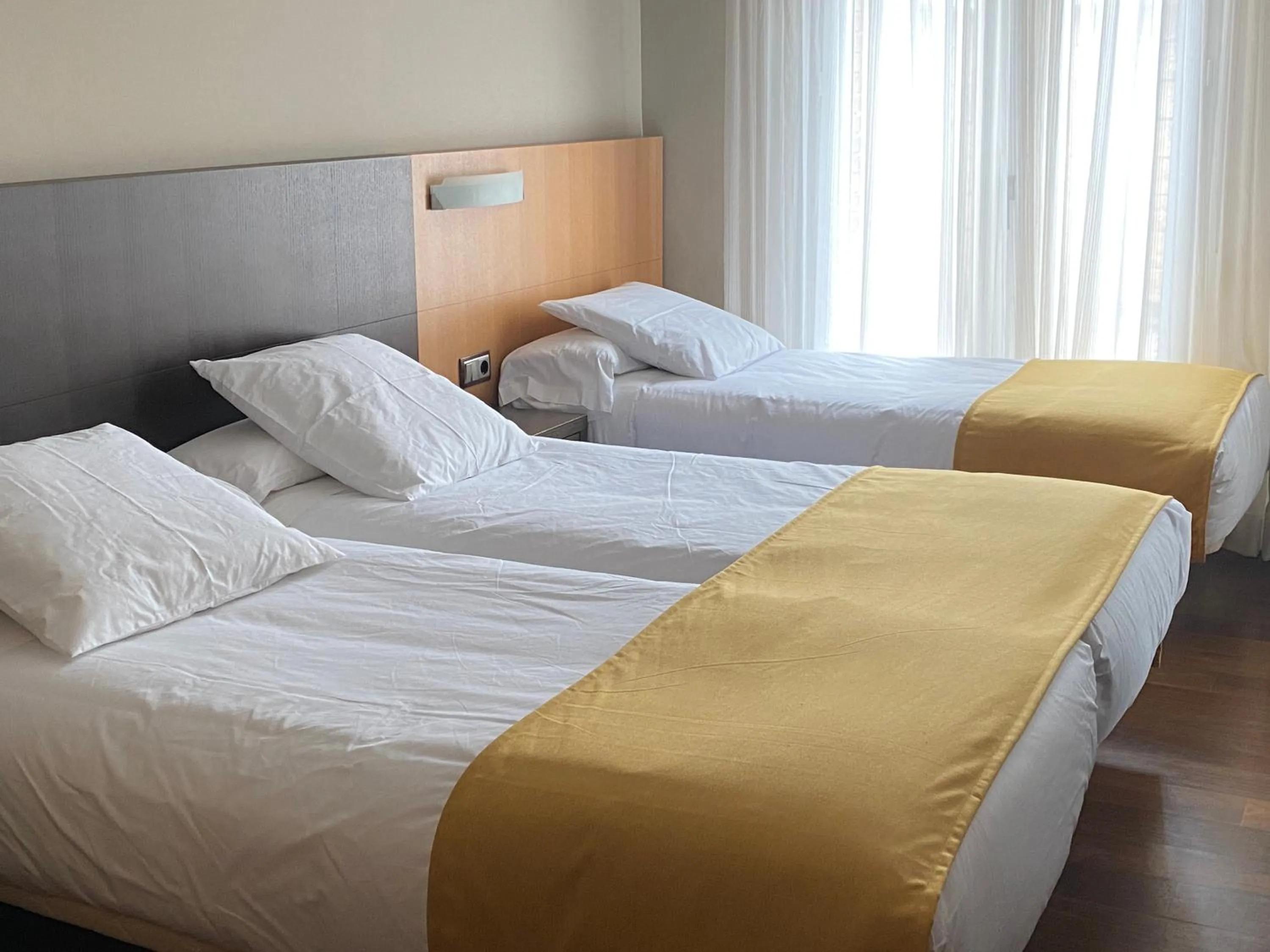 Bedroom, Bed in Hotel Ríos