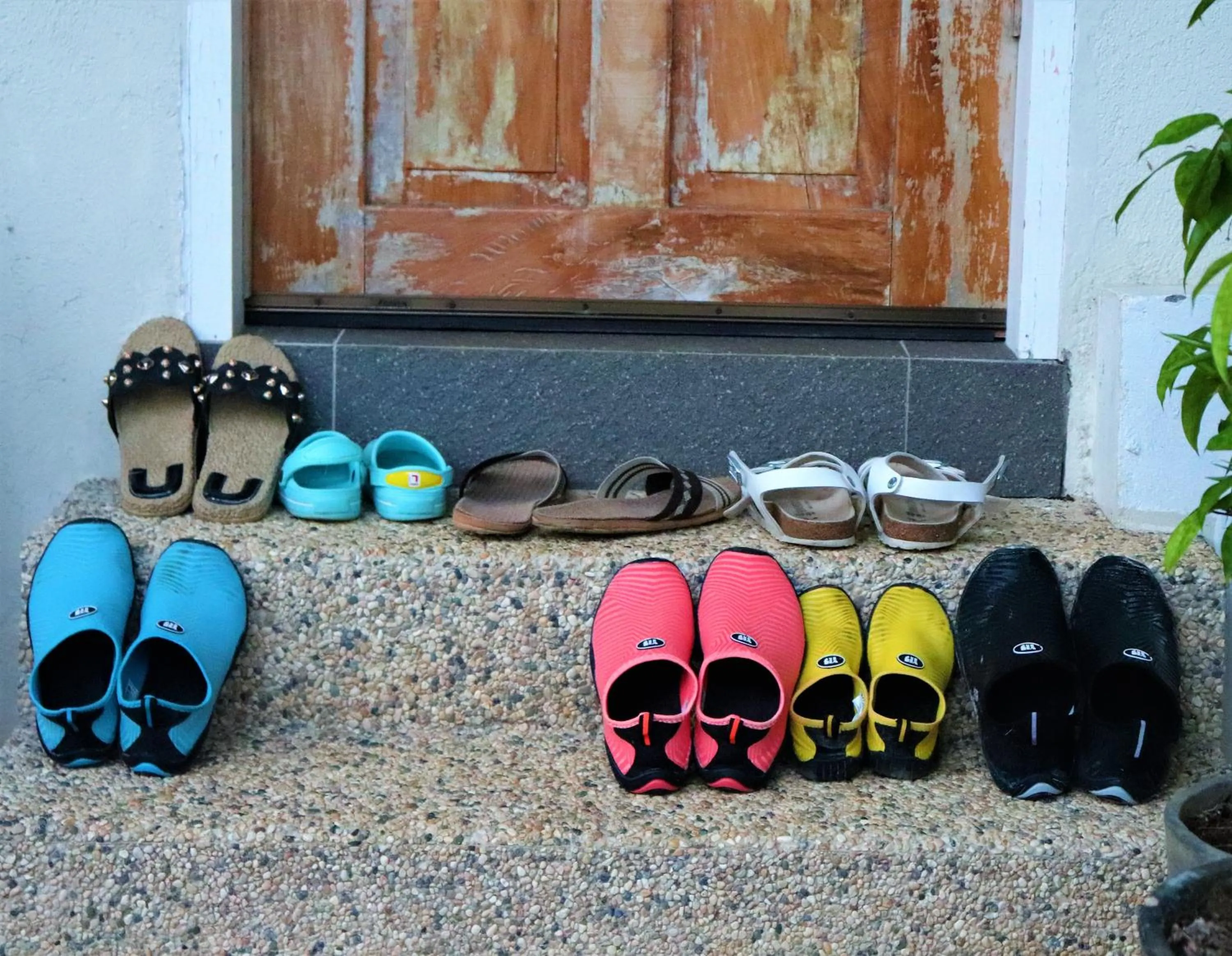 Island View Beachfront Resort