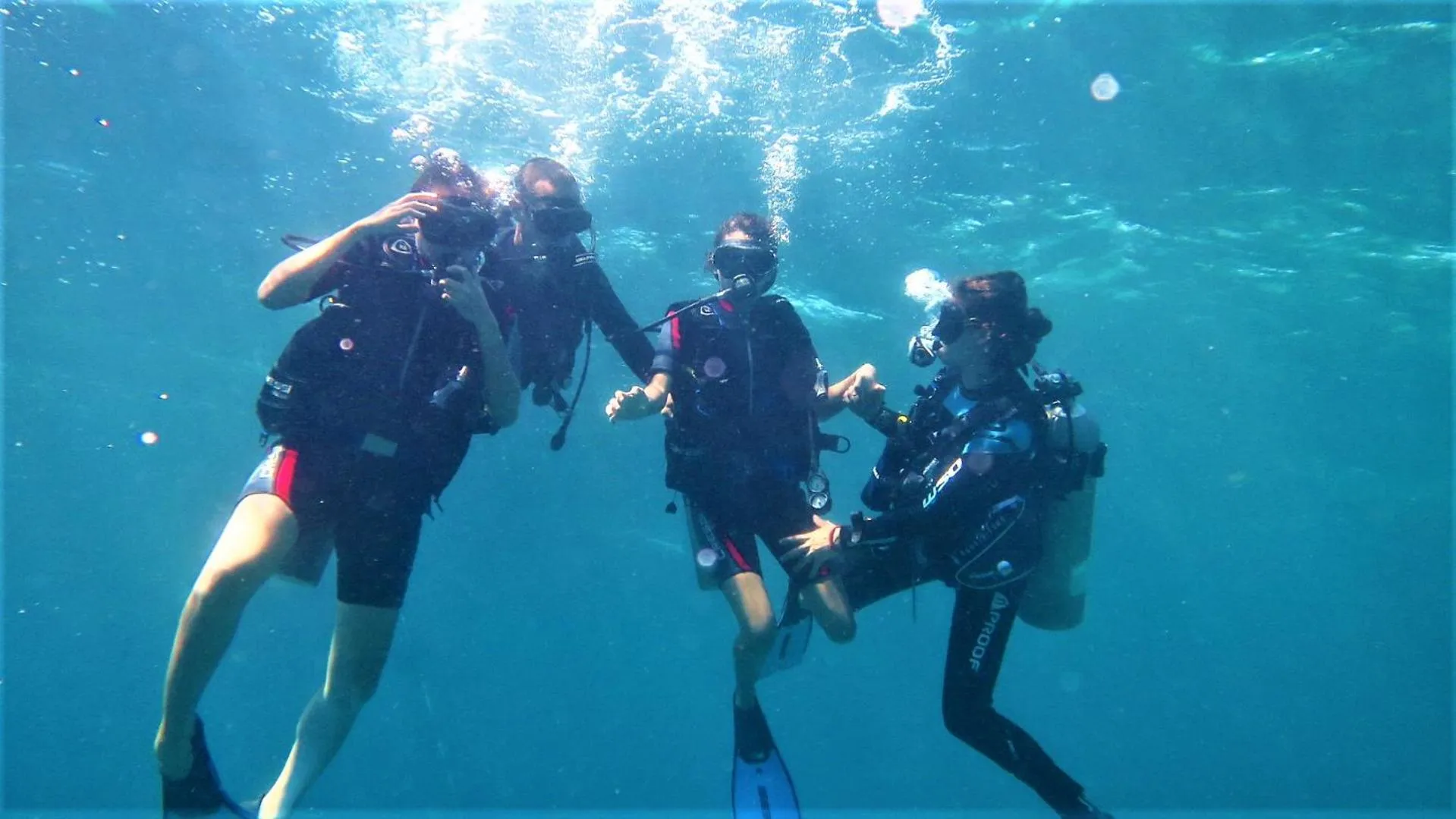 Diving in Island View Beachfront Resort