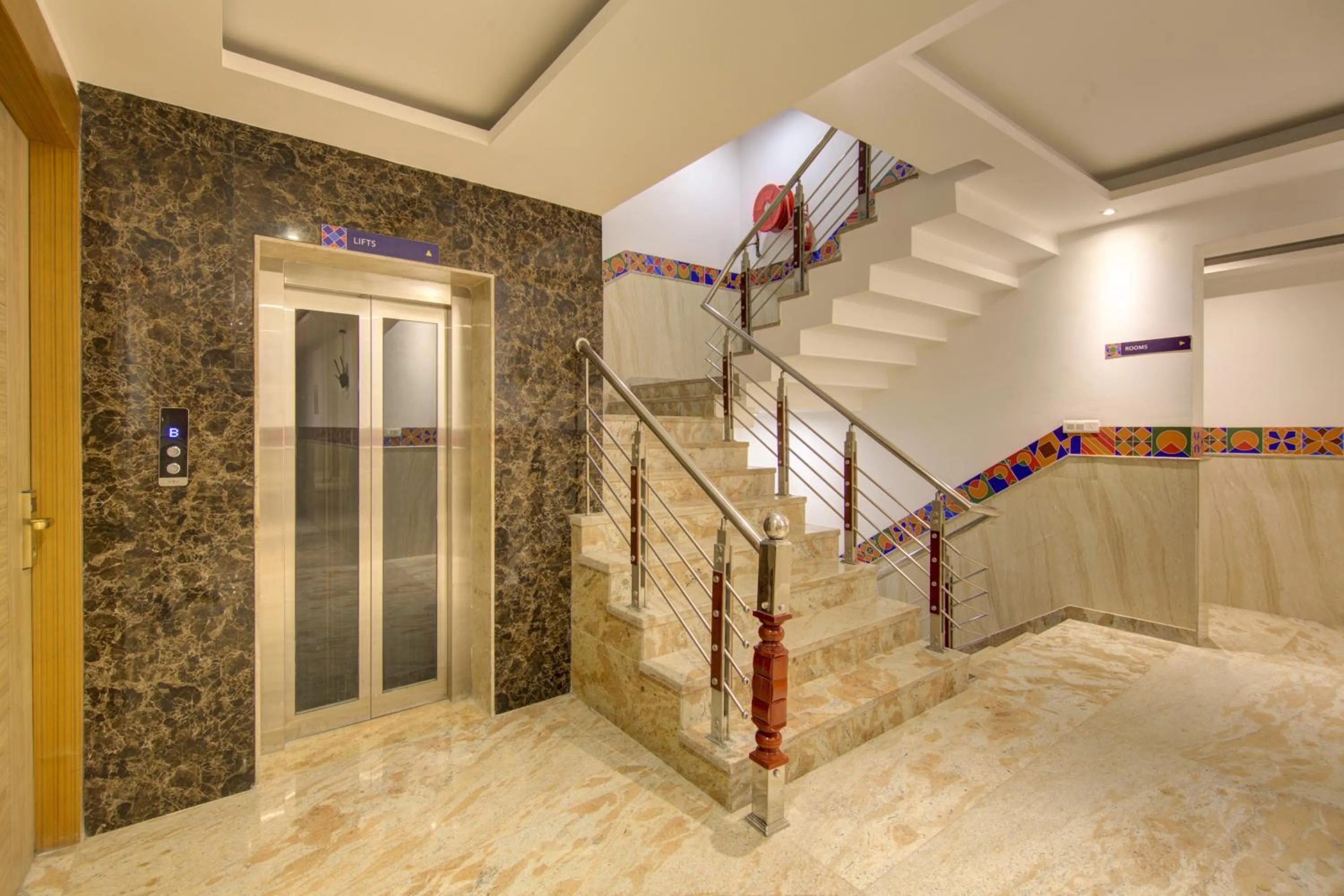 The Elevate Hotel Near Delhi Airport With- Free Airport PICKUP