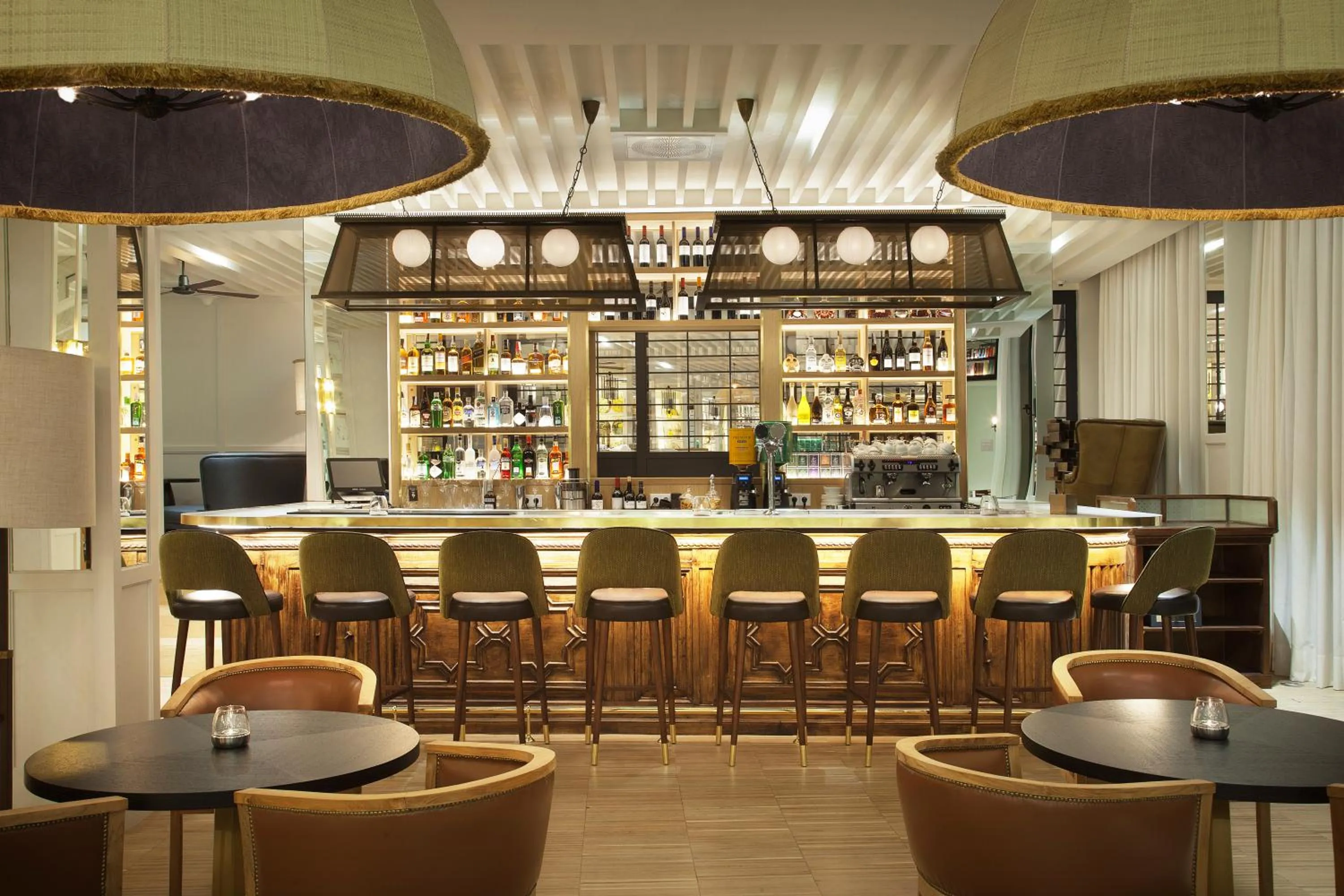 Lounge or bar in Hotel Camiral - The Leading Hotels of the World