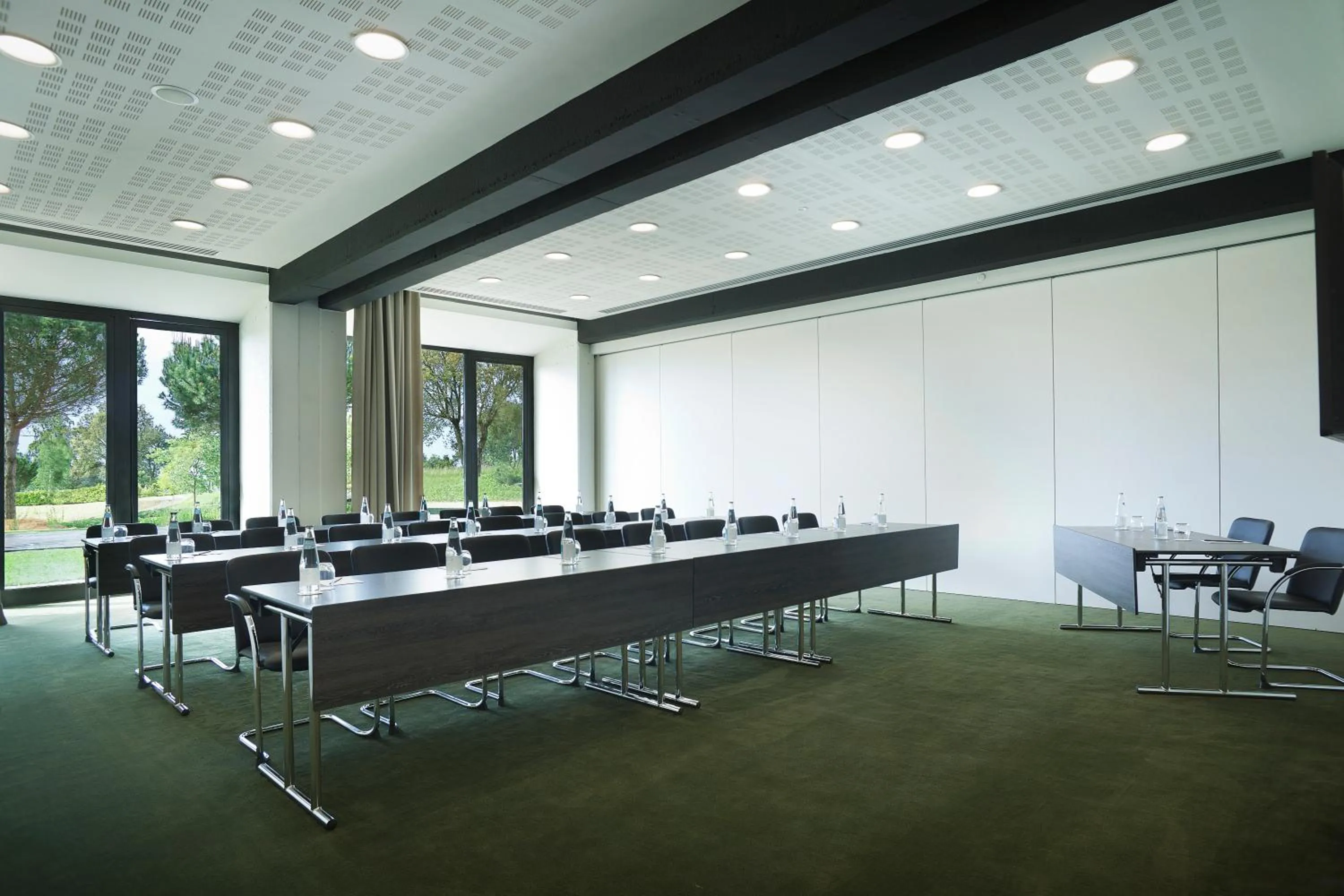 Business facilities in Hotel Camiral - The Leading Hotels of the World